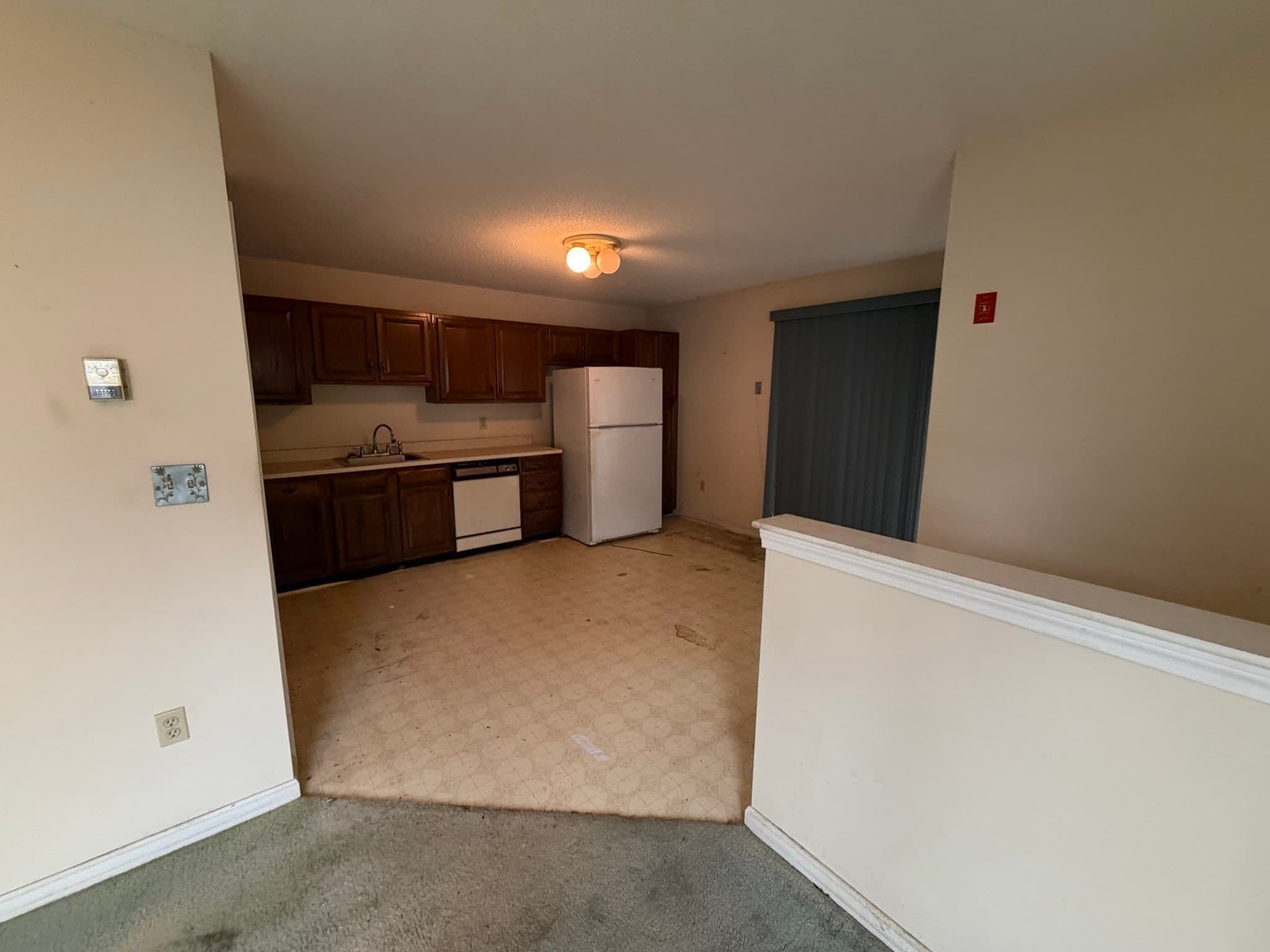 Condominium at 6 Riverbank Circle # 6, Haverhill MA 01835, Haverhill, photo 4 of 6