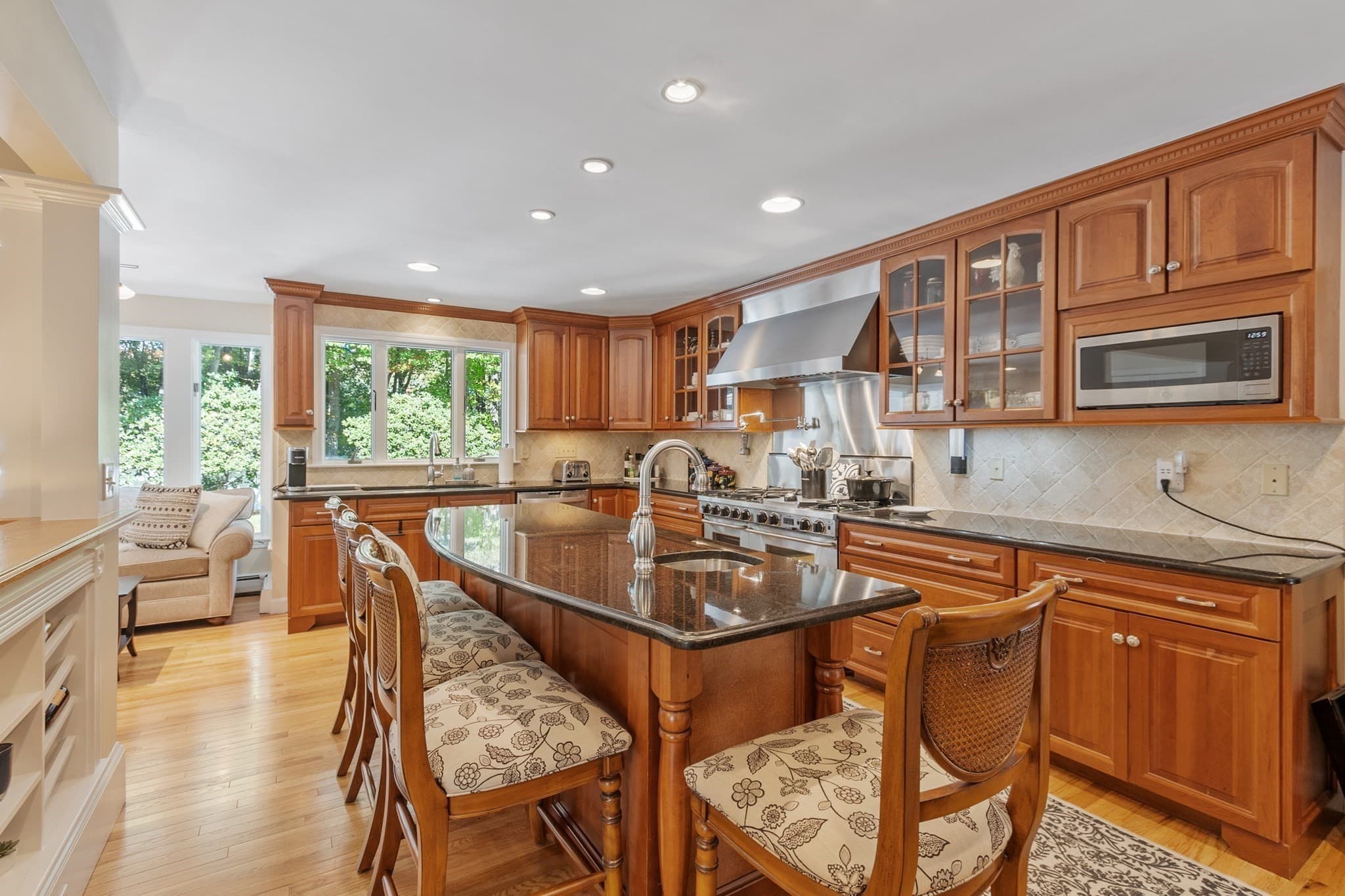 Single Family Residence at 21 Norfolk Drive, Leominster MA 01453, photo 10 of 40