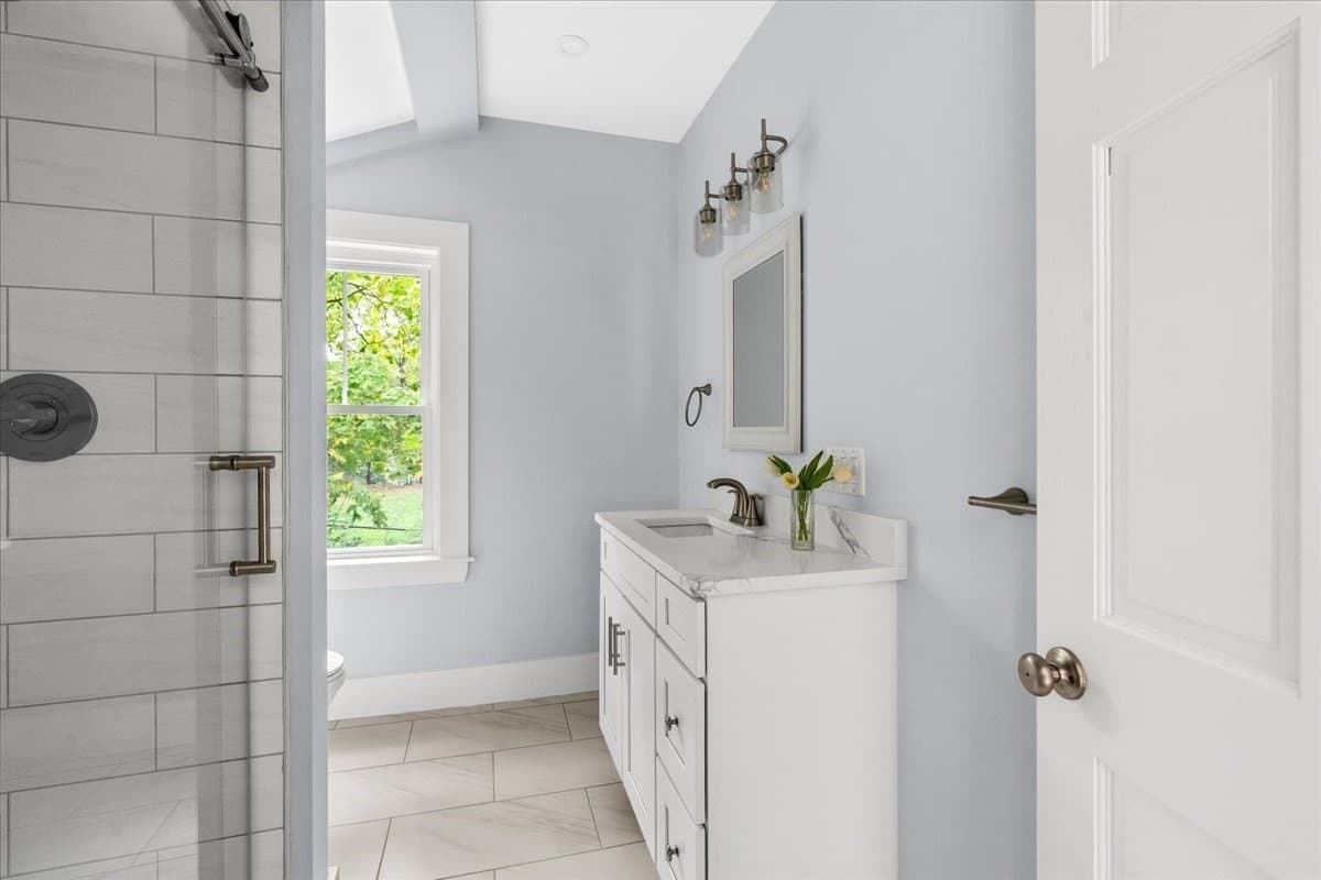 Single Family Residence at 114 Hull St, Hingham MA 02043, Hingham, photo 10 of 24