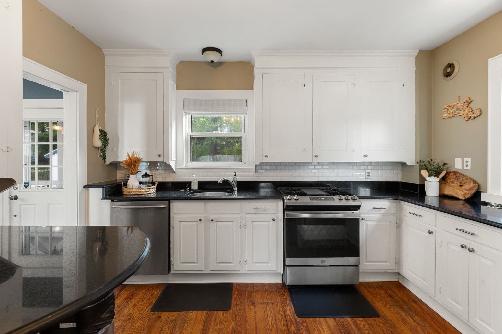 Single Family Residence at 57 Green, Melrose MA 02176, Melrose, photo 9 of 25
