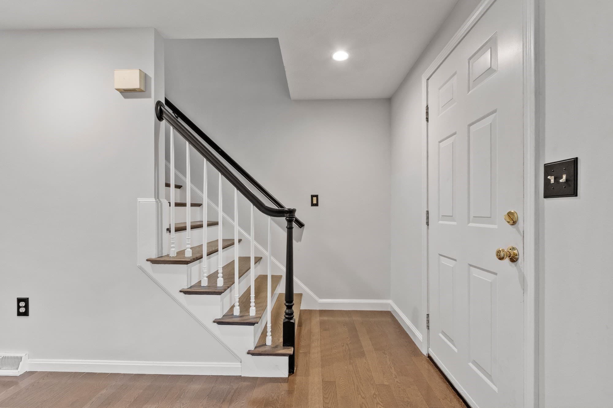 Single Family Residence at 22 Almeria Circle, Westford MA 01886, Westford, photo 16 of 34
