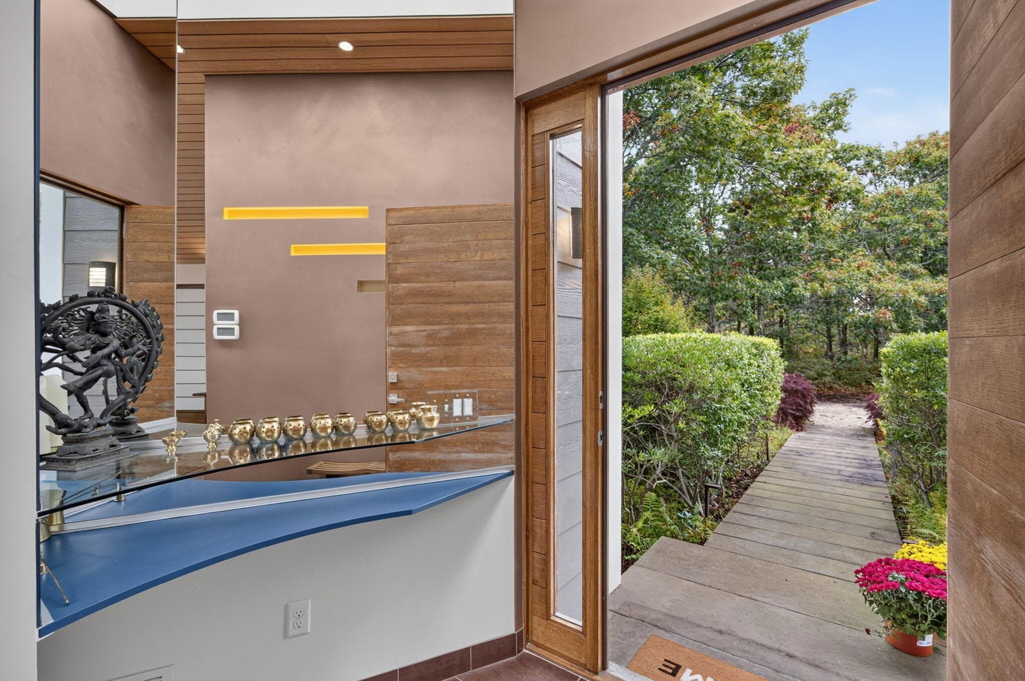 Single Family Residence at 4 Sylvias Way, Truro MA 02666, photo 3 of 42