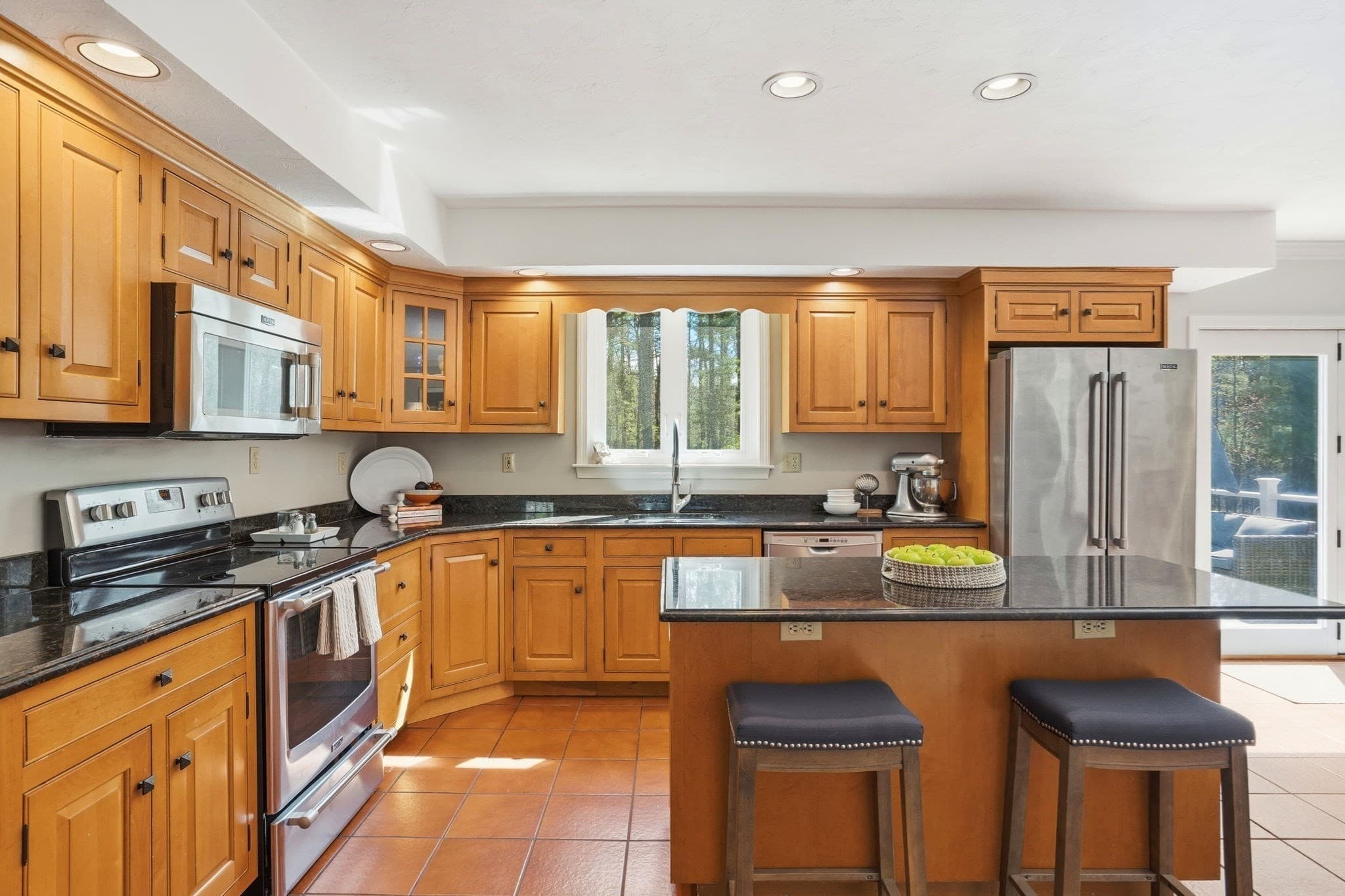 Single Family Residence at 62 Forest St, Duxbury MA 02332, photo 5 of 40