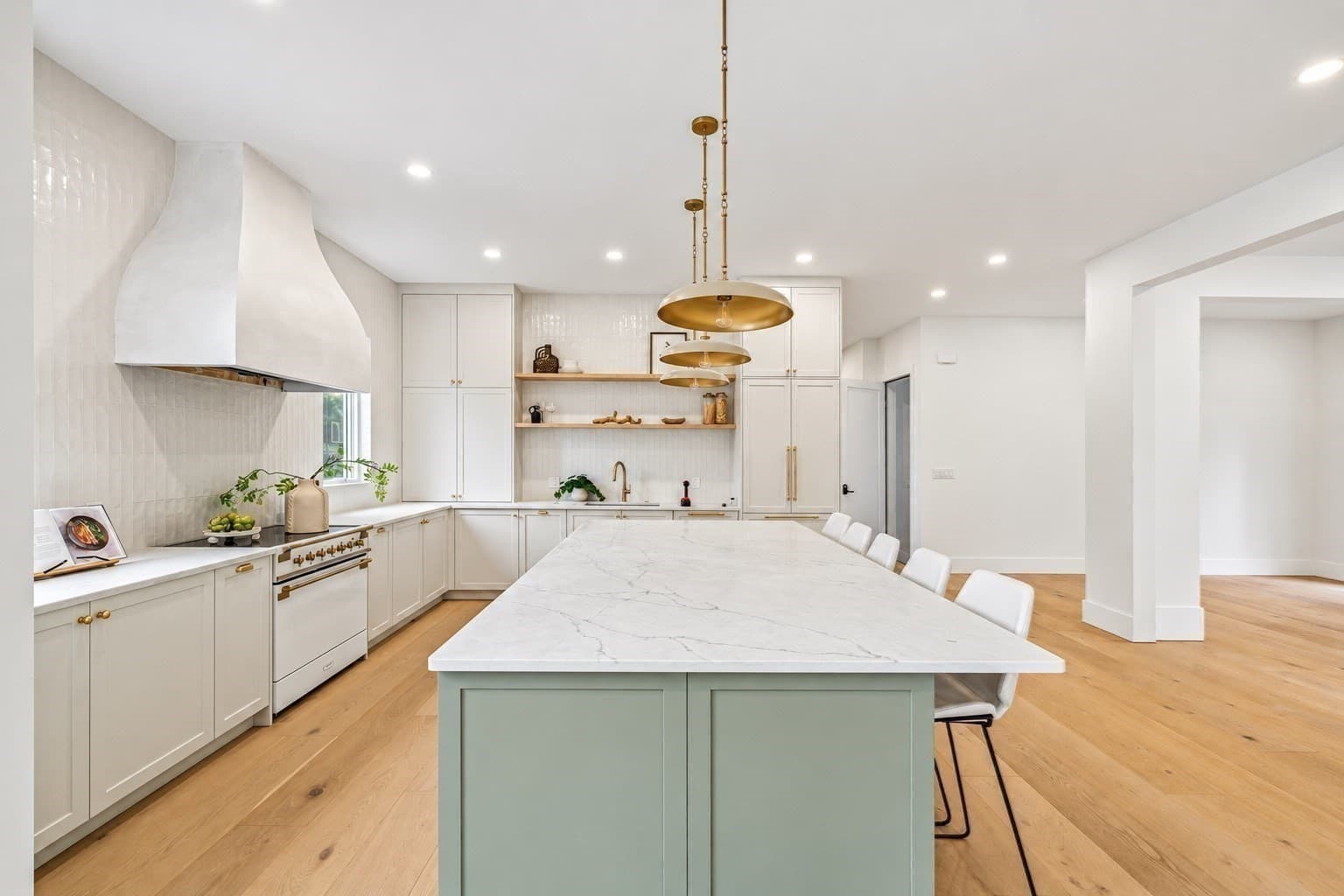 Single Family Residence at 25 Kenyon St, Newton MA 02465, Newton, photo 9 of 30