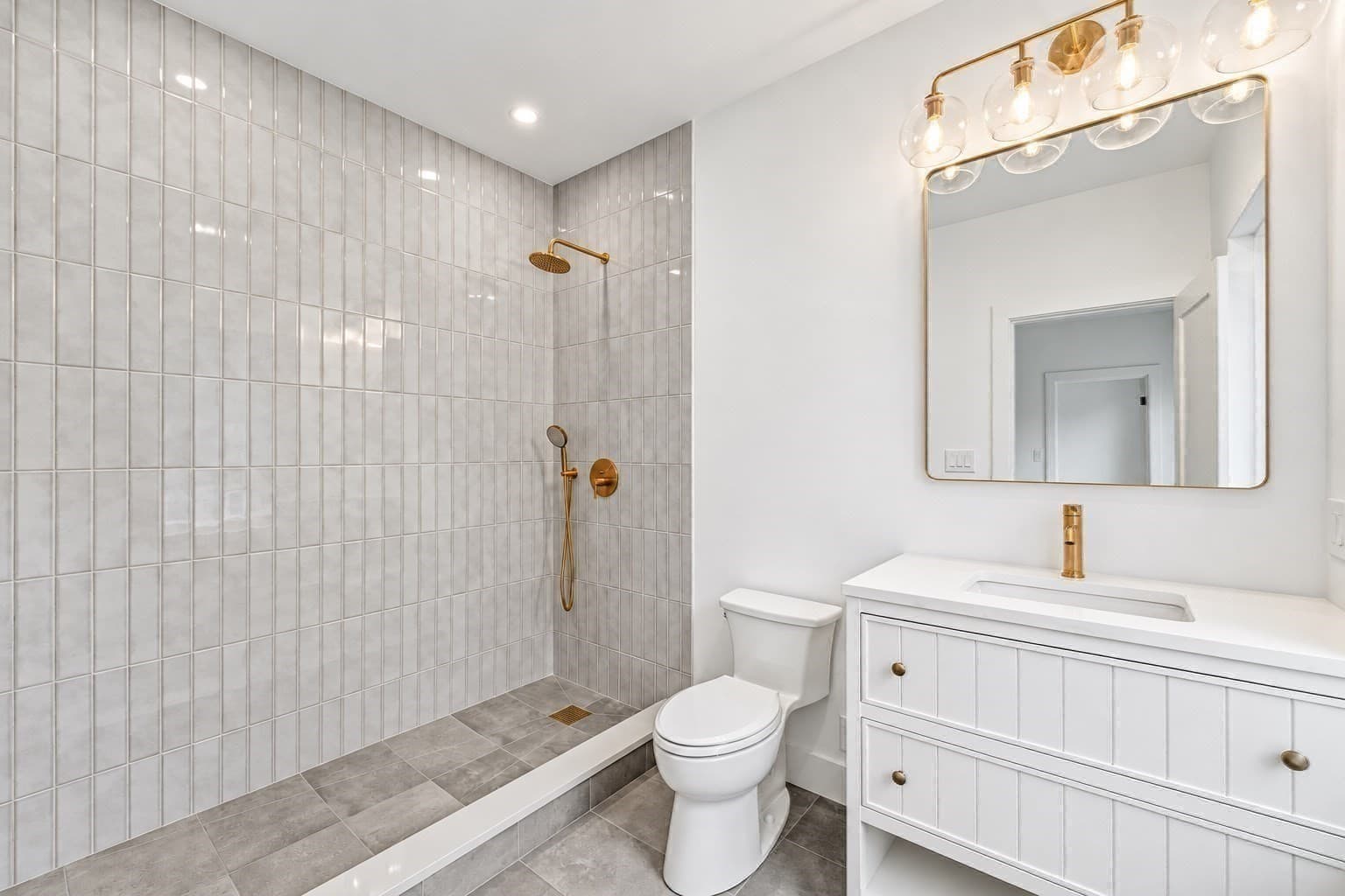 Single Family Residence at 25 Kenyon St, Newton MA 02465, Newton, photo 18 of 30