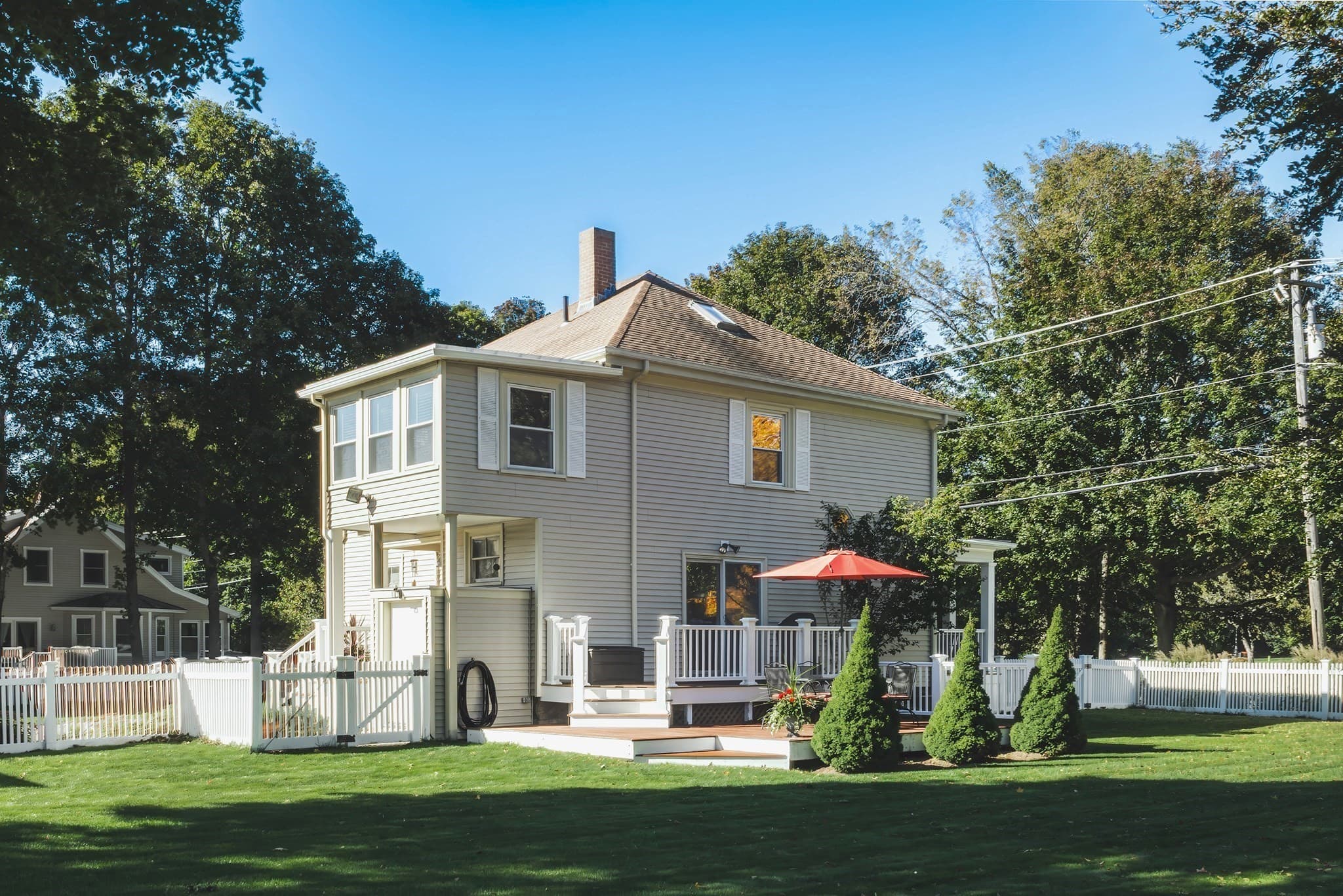 Single Family Residence at 583 Essex St, Beverly MA 01915, Beverly, photo 6 of 26