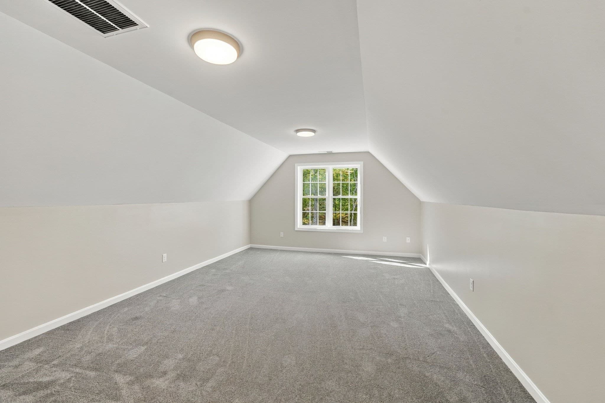 Single Family Residence at 18 Elaine Dr, Hopkinton RI 02833, photo 17 of 24