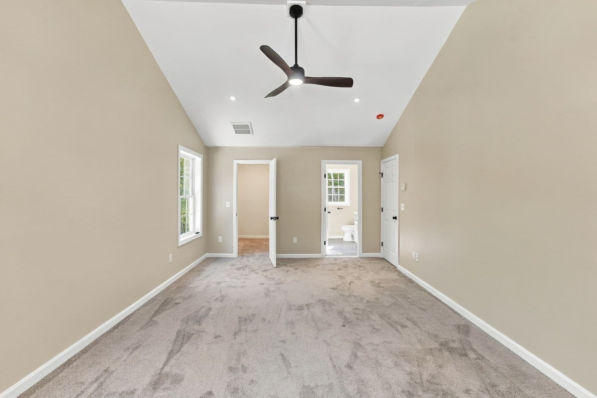Single Family Residence at 18 Elaine Dr, Hopkinton RI 02833, photo 14 of 24