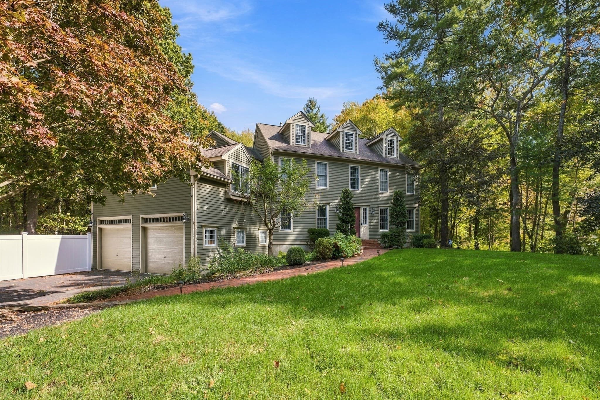 7 Washburn St, Norton MA 02766