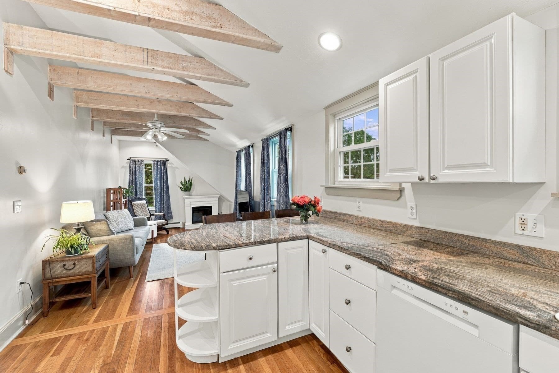 Condominium at 43 Hawkes Street # 3, Marblehead MA 01945, photo 6 of 13