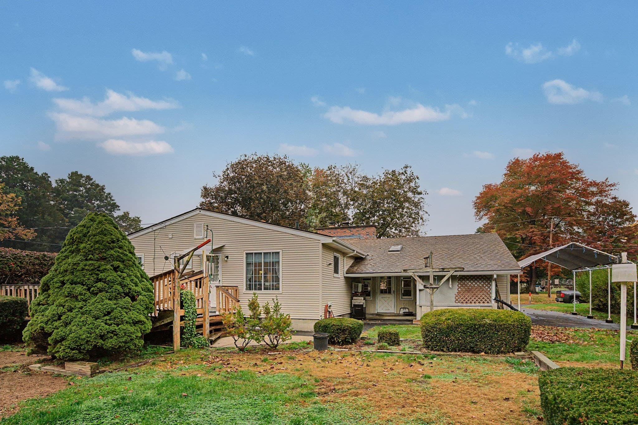 Single Family Residence at 2 Karen Ln, Southampton MA 01073, photo 21 of 32