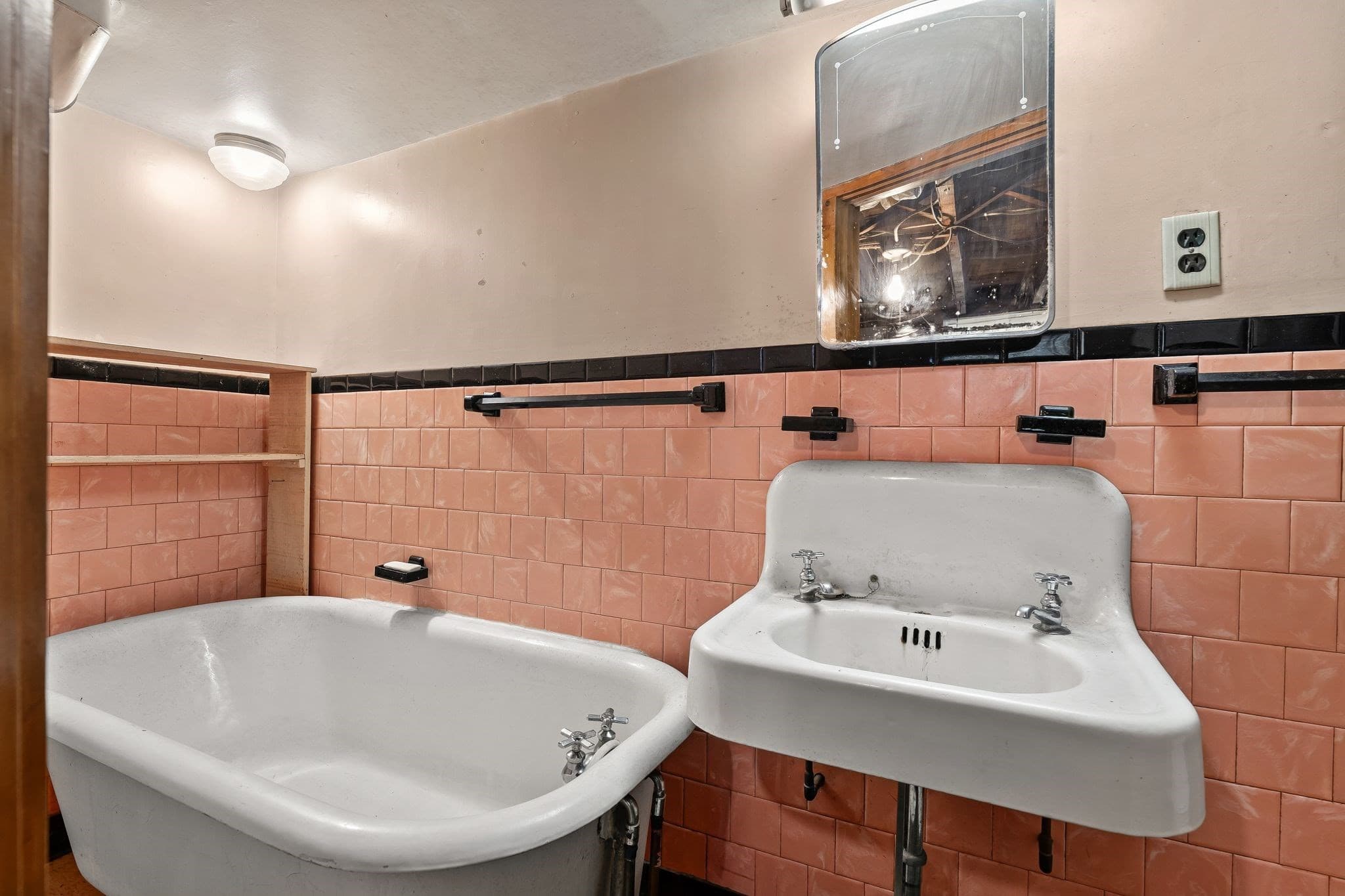 2 Family - 2 Units Up/Down at 31-33 Pearl Street, Quincy MA 02169, photo 37 of 40