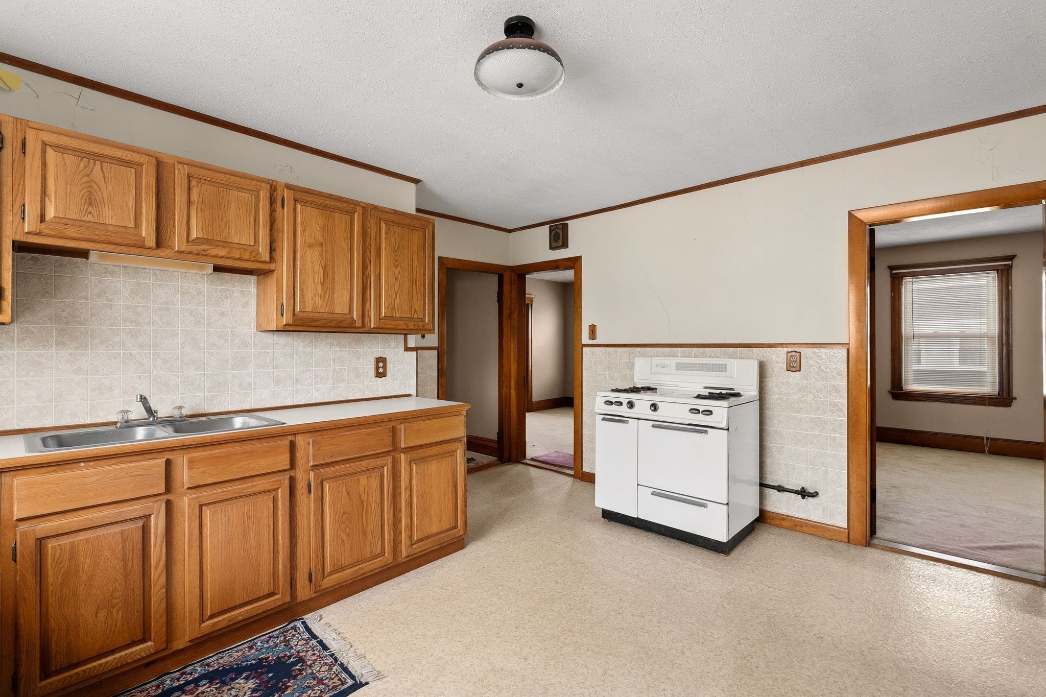 2 Family - 2 Units Up/Down at 31-33 Pearl Street, Quincy MA 02169, photo 29 of 40