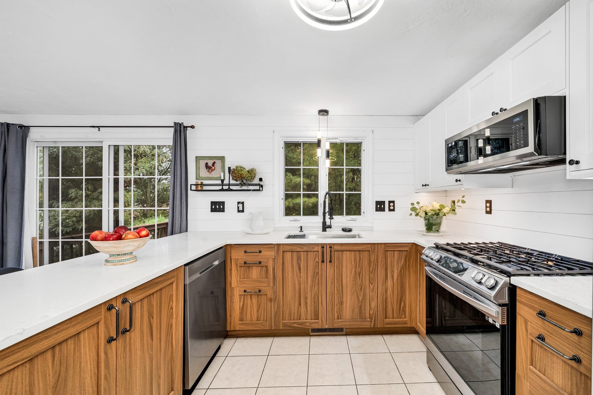Condominium at 41 Boston Road # 331, Billerica MA 01821, Billerica, photo 6 of 38