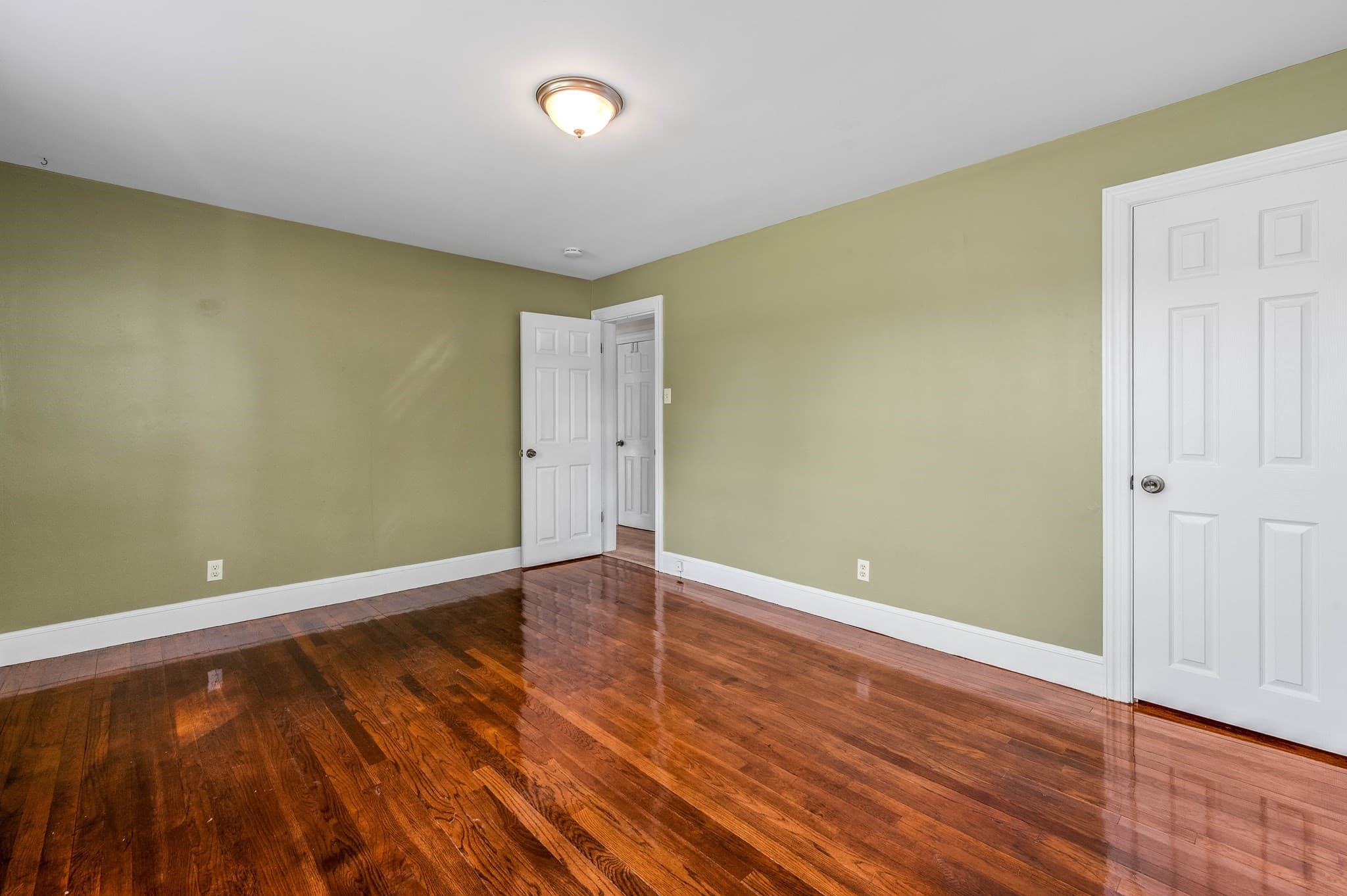 Single Family Residence at 83 Mansfield Ave, Norton MA 02766, photo 18 of 32