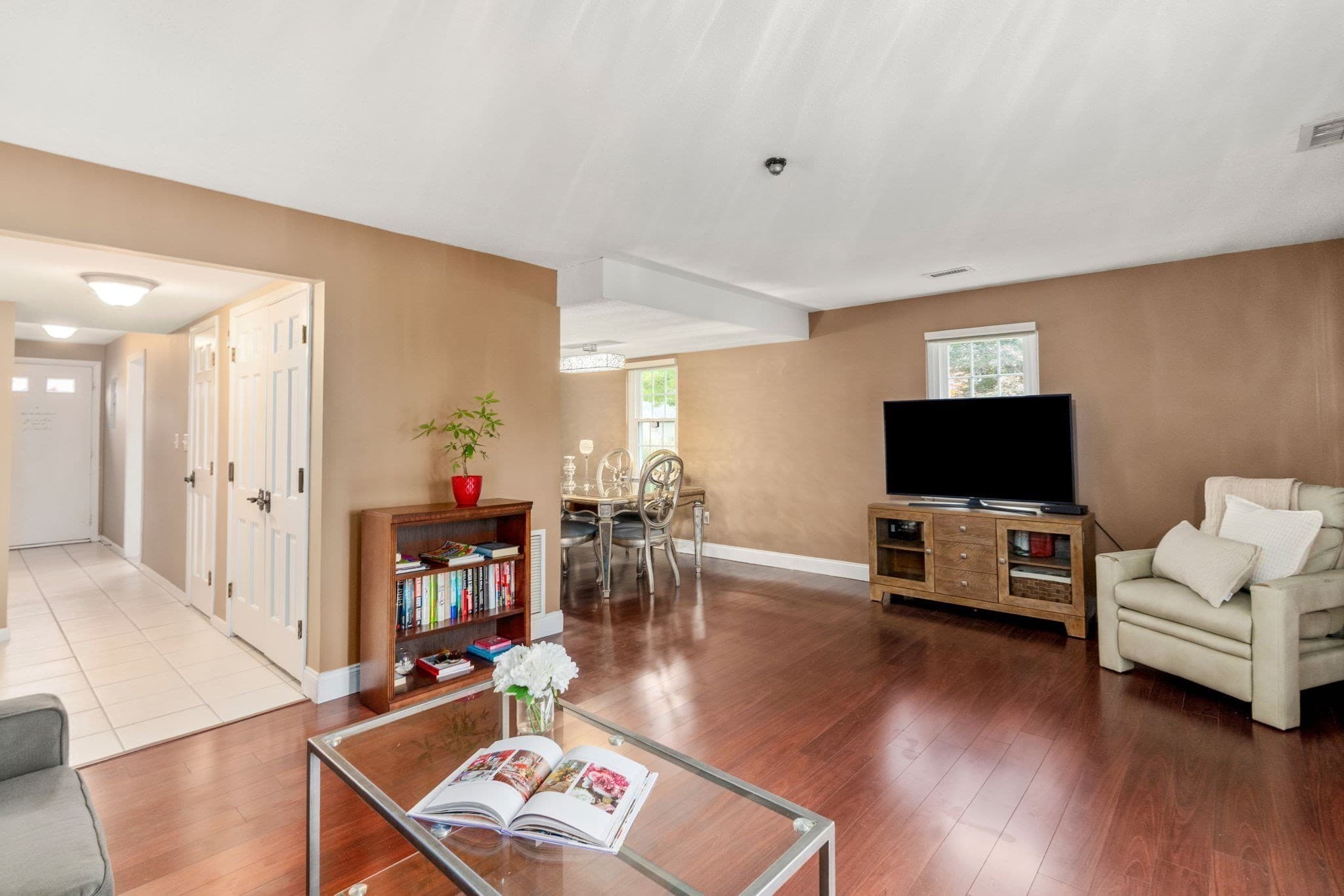 Condominium at 4 Jennifer Ln # 4, Stoughton MA 02072, Stoughton, photo 6 of 13
