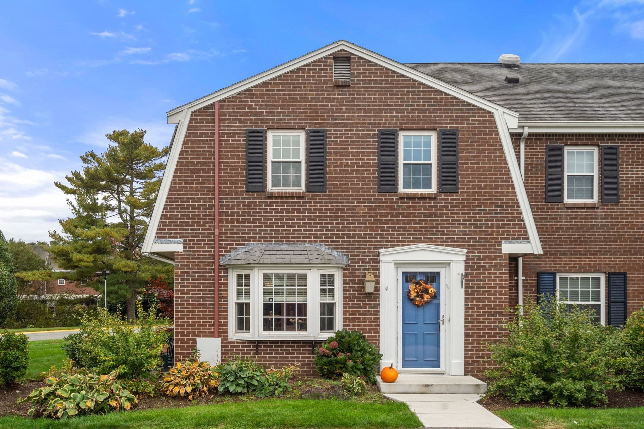 4 Jennifer Ln # 4, Stoughton MA 02072
