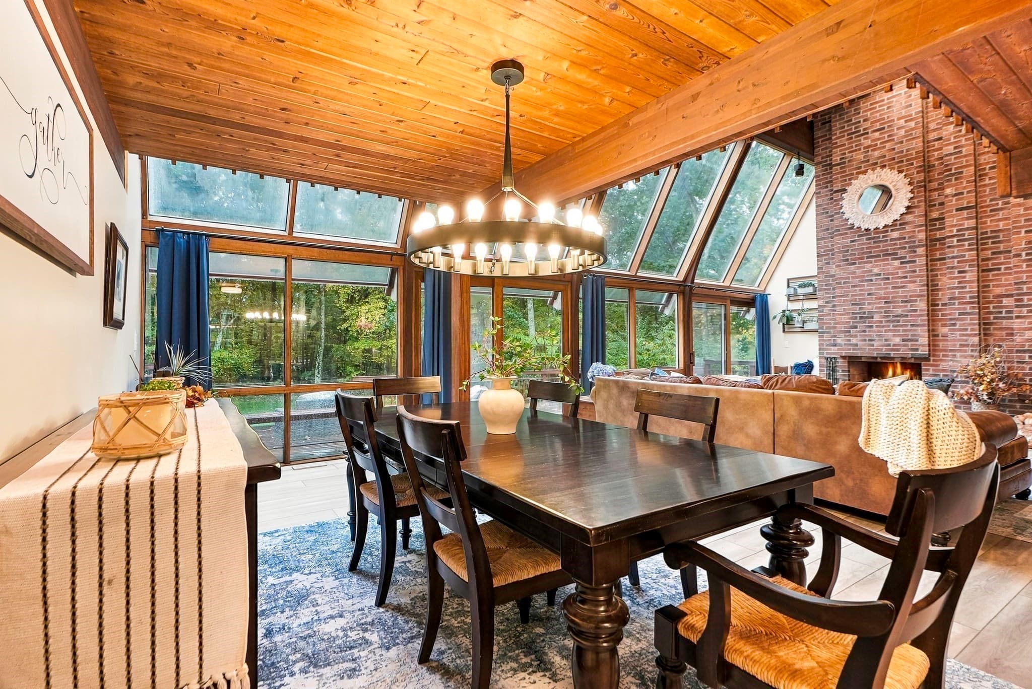 Single Family Residence at 4 Stoney Brook Road, Hopkinton MA 01748, photo 8 of 42