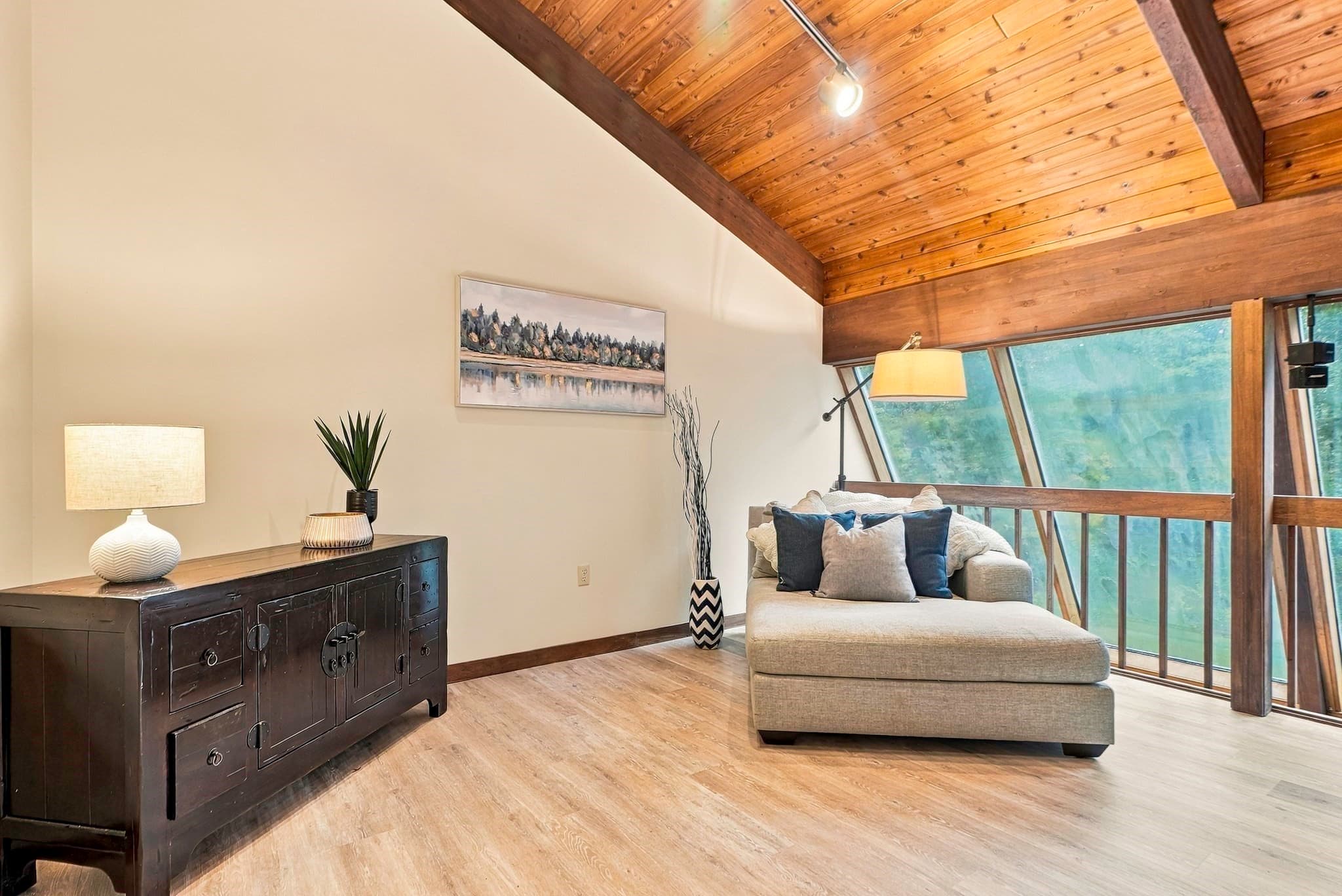 Single Family Residence at 4 Stoney Brook Road, Hopkinton MA 01748, photo 25 of 42