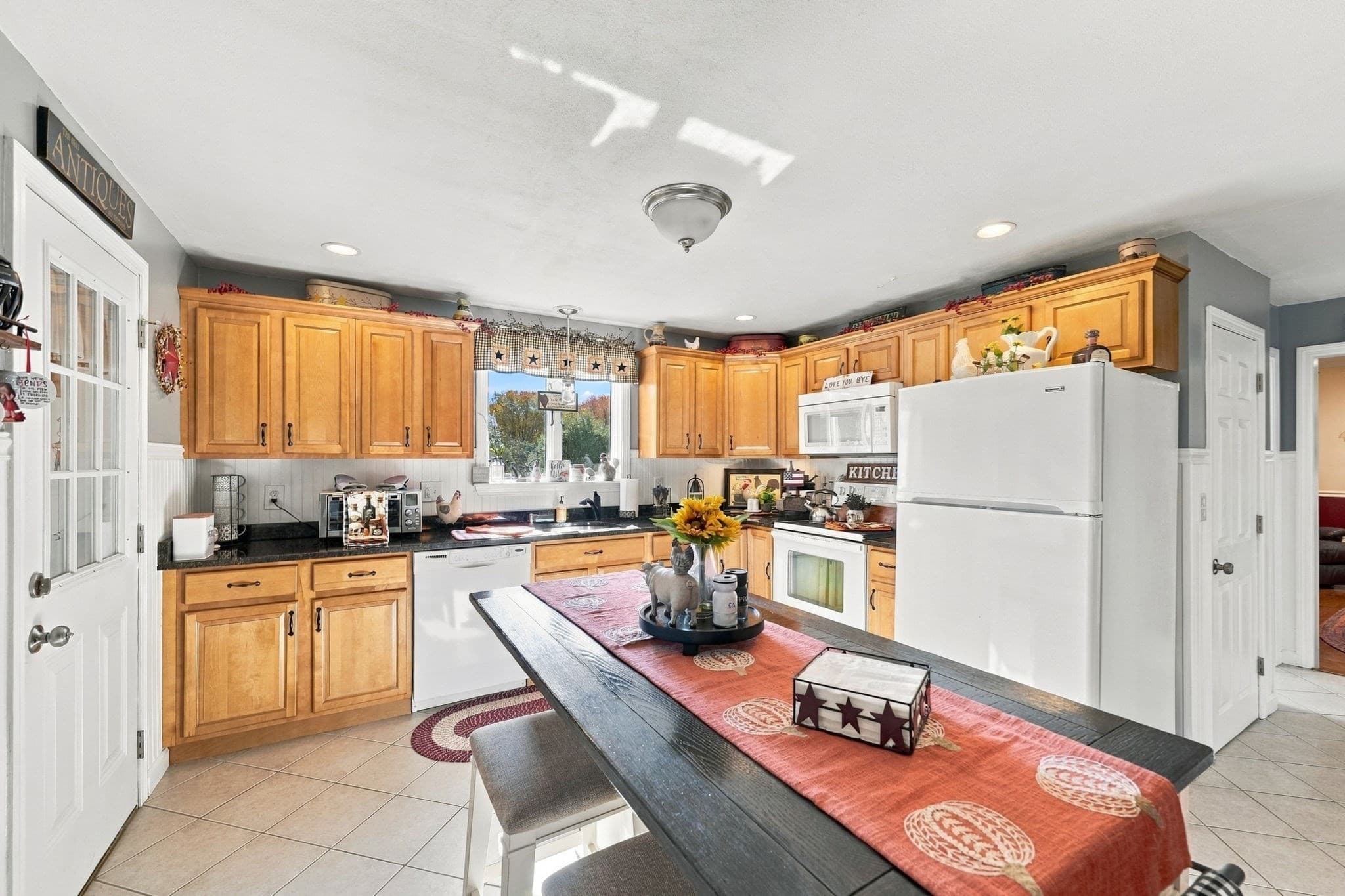 Single Family Residence at 77 Summer St, Rehoboth MA 02769, Rehoboth, photo 14 of 31