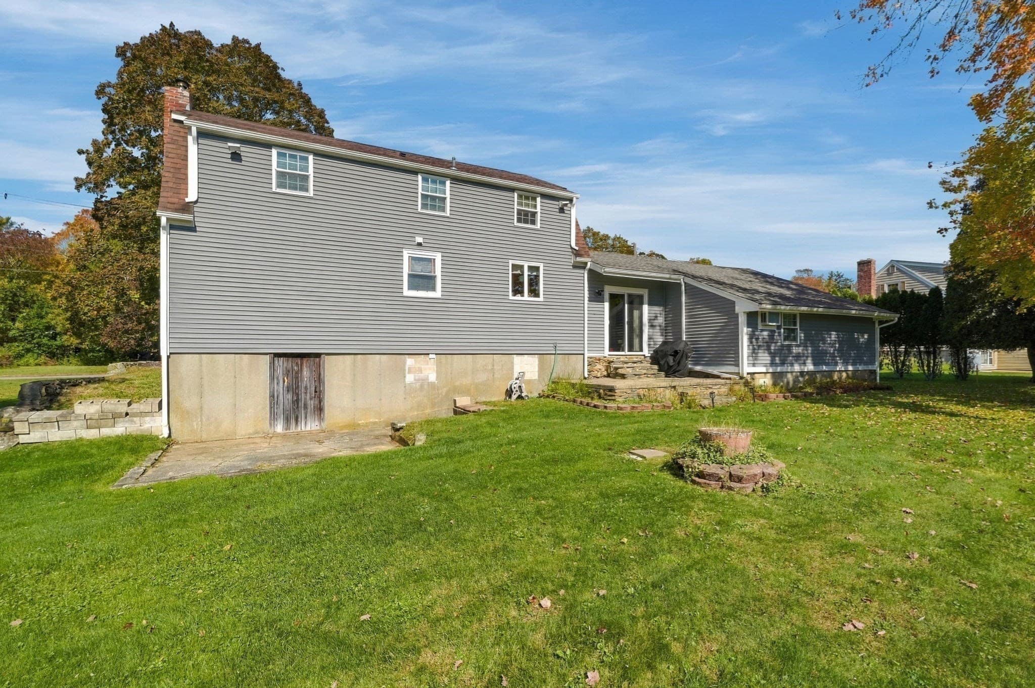Single Family Residence at 77 Summer St, Rehoboth MA 02769, Rehoboth, photo 4 of 31