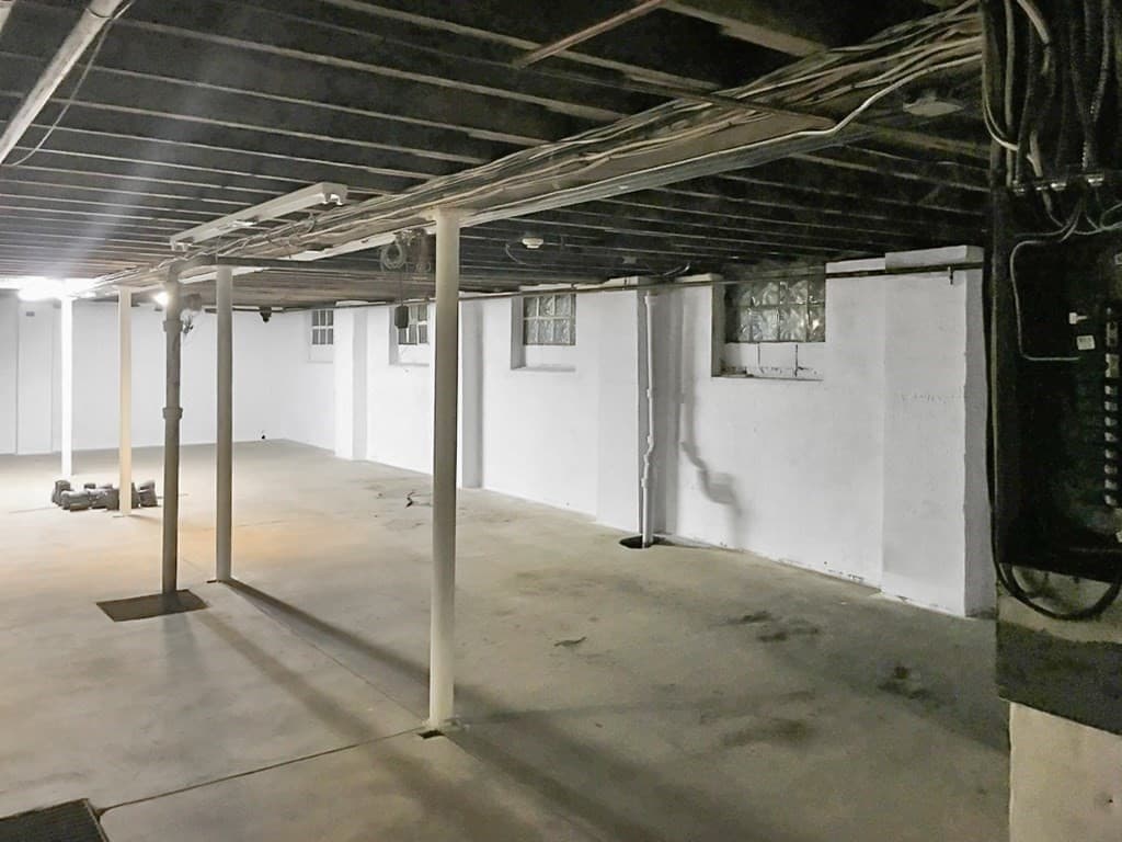 Commercial Sale at 2031 Purchase St, New Bedford MA 02740, photo 13 of 15