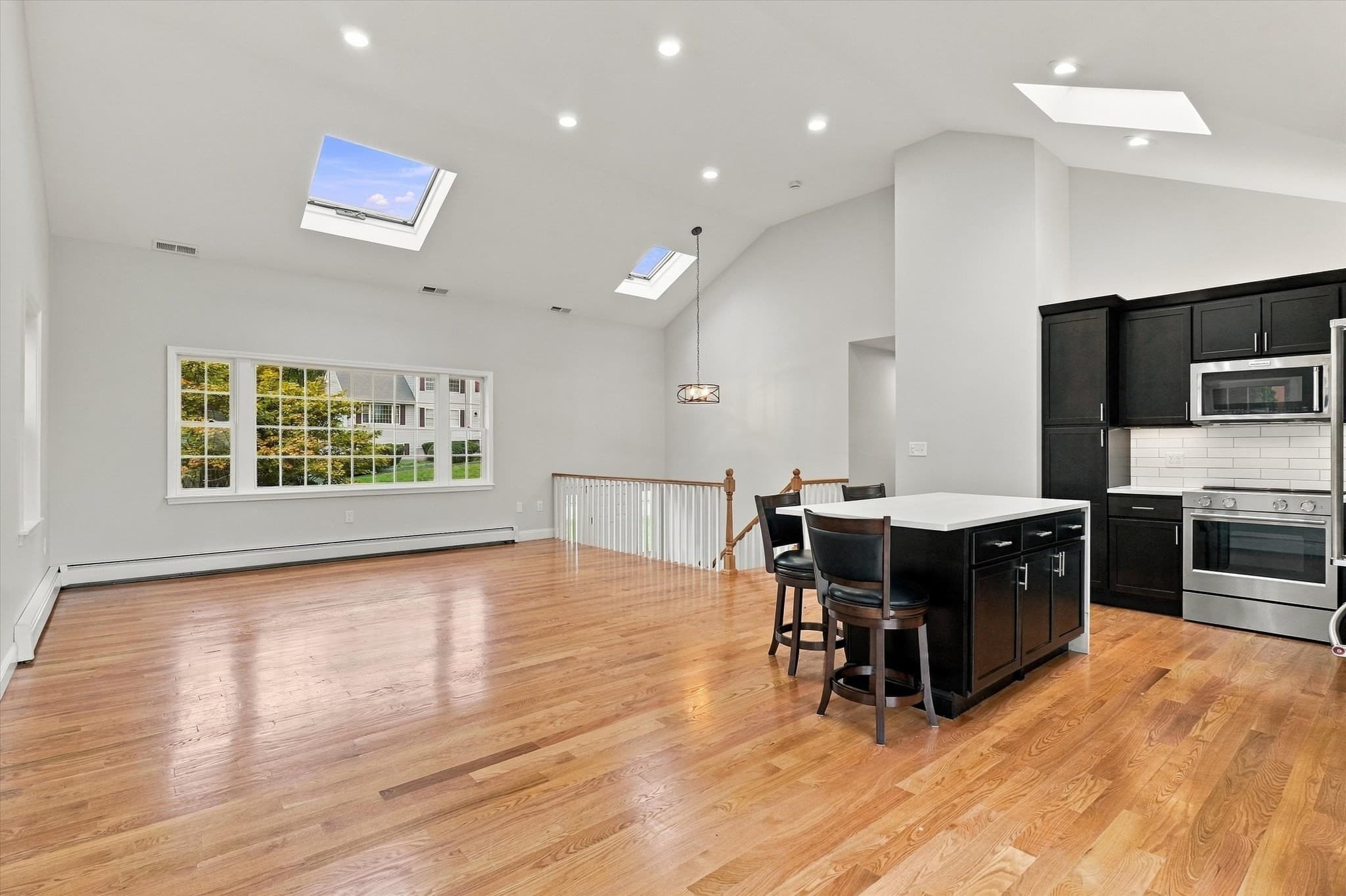 Single Family Residence at 30 Overlook Dr, Methuen MA 01844, photo 13 of 42