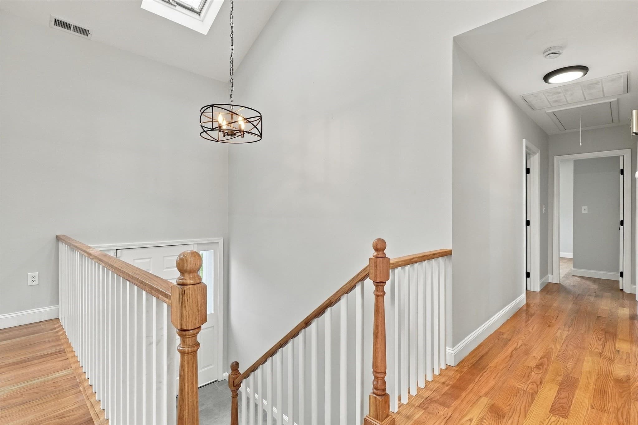 Single Family Residence at 30 Overlook Dr, Methuen MA 01844, photo 8 of 42