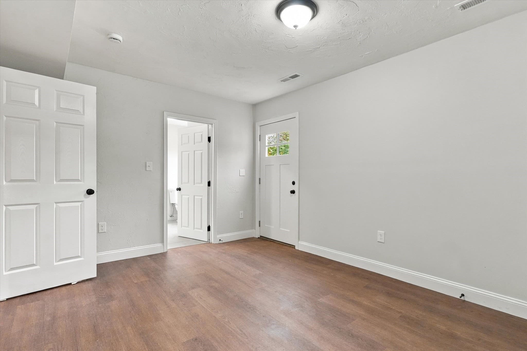 Single Family Residence at 30 Overlook Dr, Methuen MA 01844, photo 25 of 42