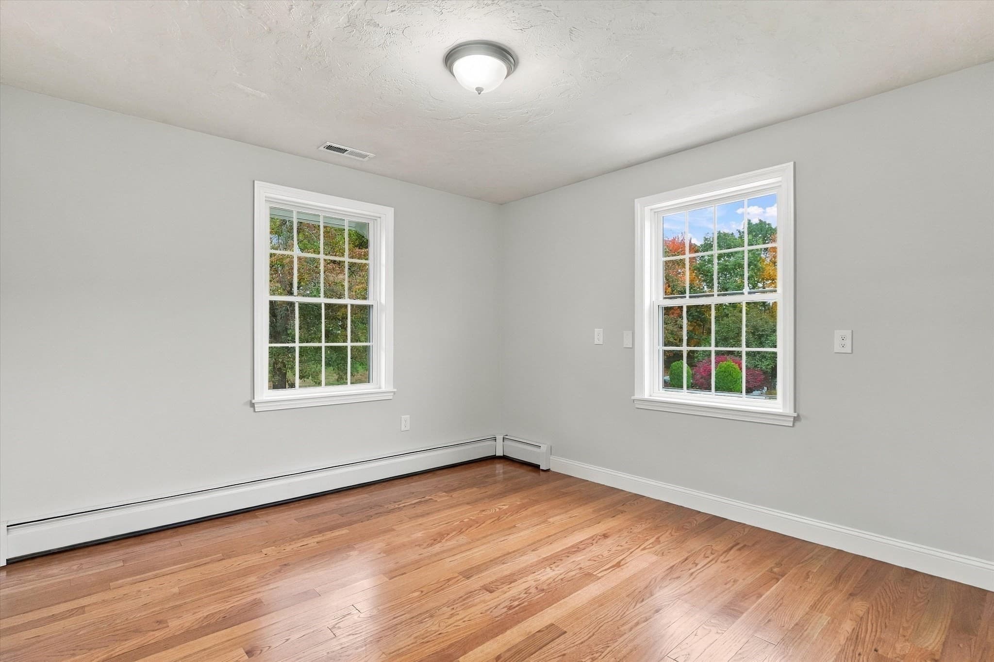 Single Family Residence at 30 Overlook Dr, Methuen MA 01844, photo 21 of 42