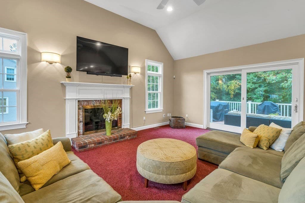 Single Family Residence at 31 Forest St, Hanover MA 02339, photo 17 of 37