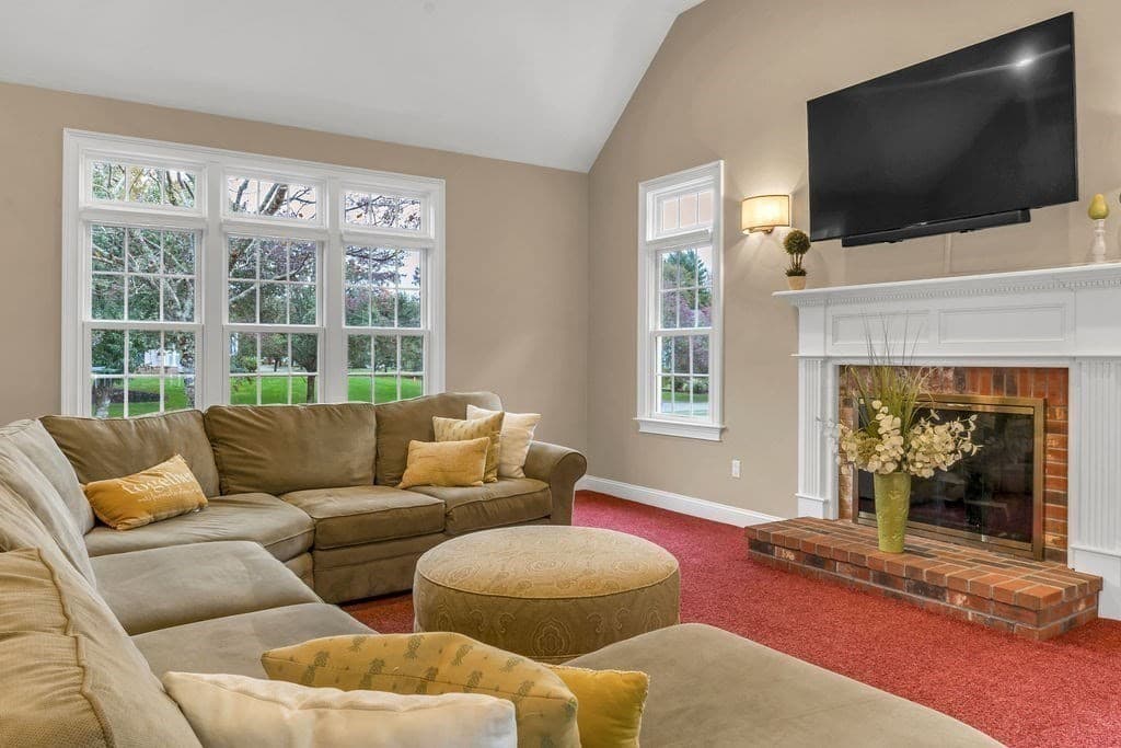 Single Family Residence at 31 Forest St, Hanover MA 02339, photo 16 of 37
