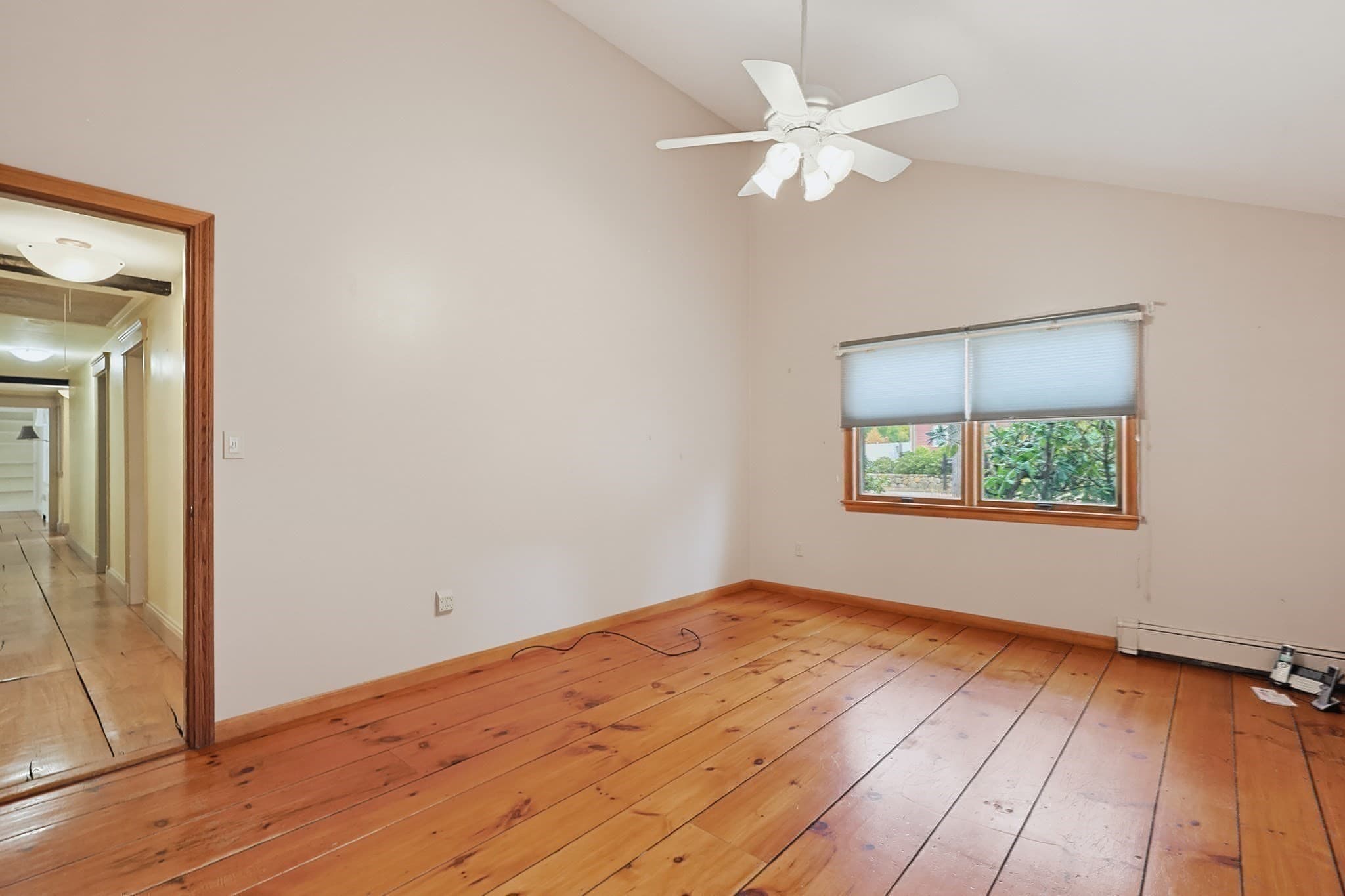 Single Family Residence at 486 Belknap Rd, Framingham MA 01701, photo 15 of 30