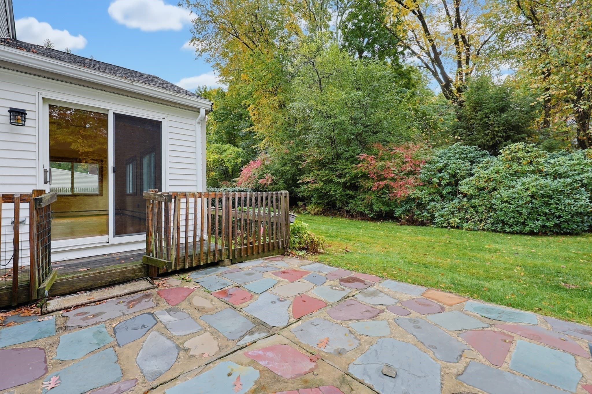 Single Family Residence at 486 Belknap Rd, Framingham MA 01701, photo 25 of 30