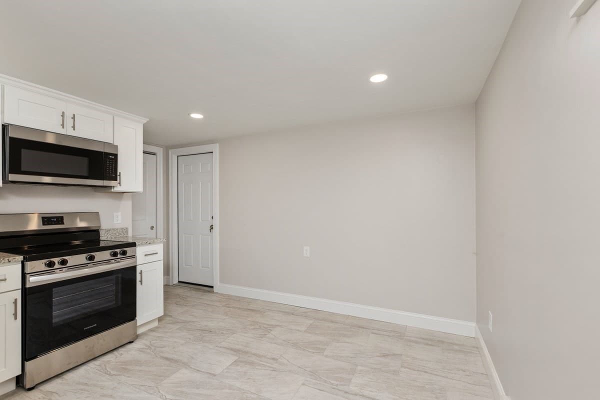 Single Family Residence at 39 Forest St, Danvers MA 01923, Danvers, photo 19 of 37