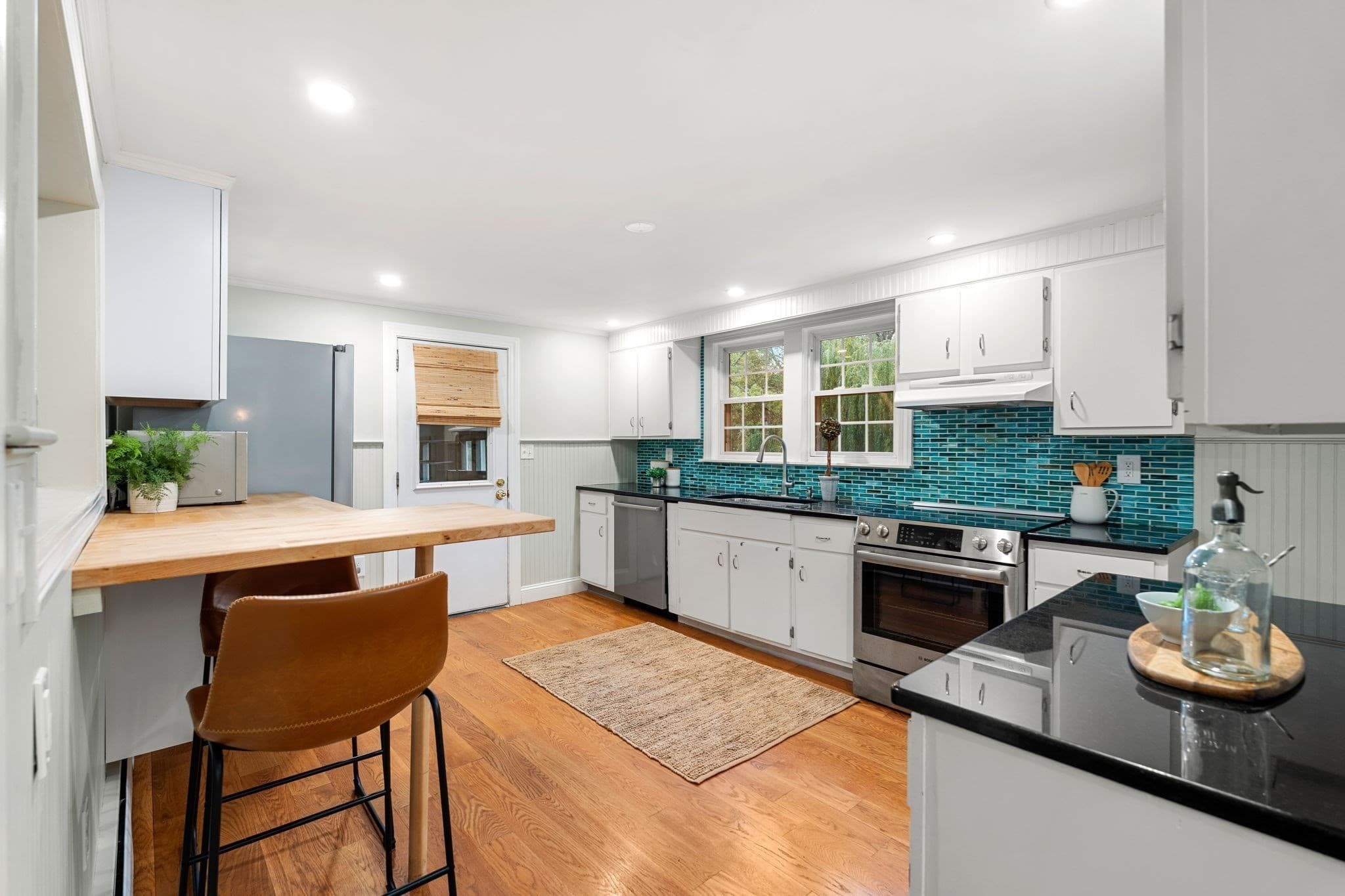 Single Family Residence at 25 Chipman Road, Beverly MA 01915, Beverly, photo 9 of 30