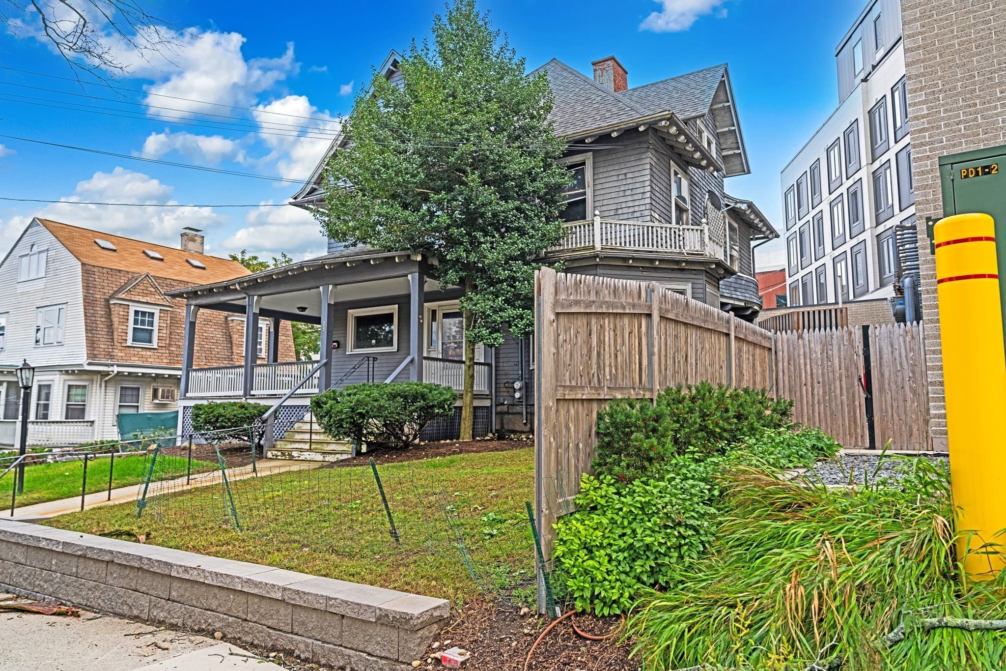 2 Family - 2 Units Up/Down at 23 Russell Park, Quincy MA 02169, photo 4 of 22