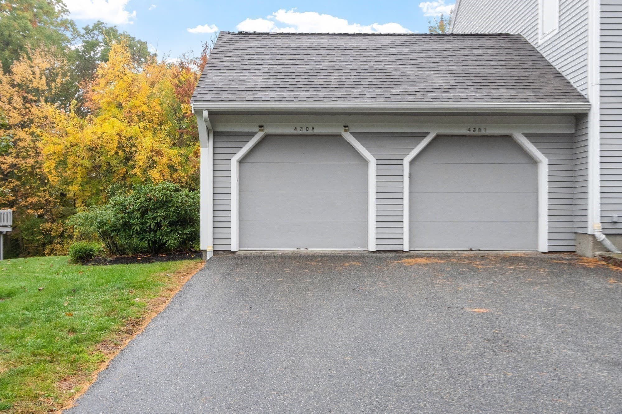 Condominium at 4302 Deerfield Circle # 4302, Peabody MA 01960, photo 30 of 34