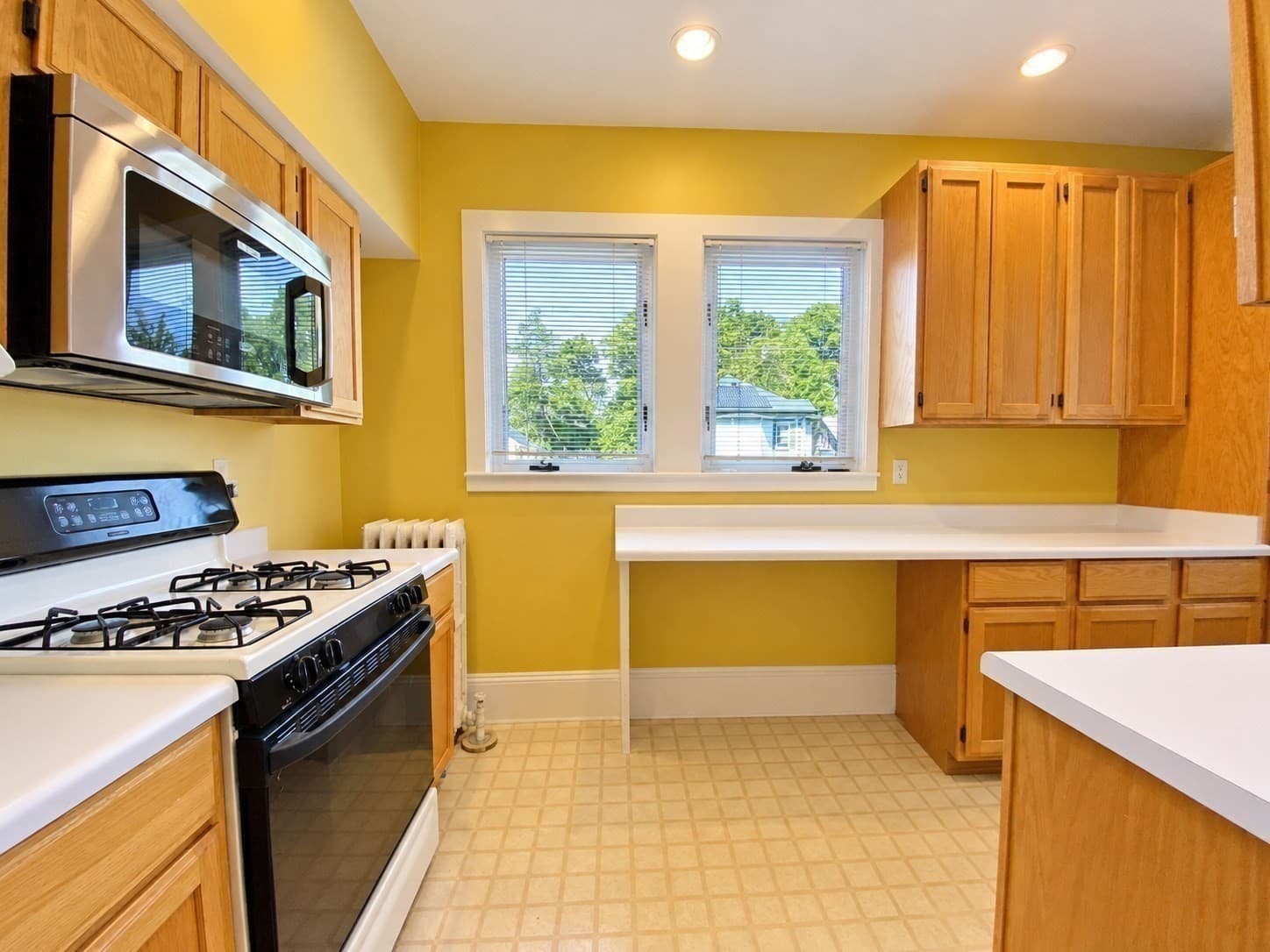 3 Family - 3 Units Up/Down at 40 Harvard St, Newton MA 02453, Newton, photo 17 of 42