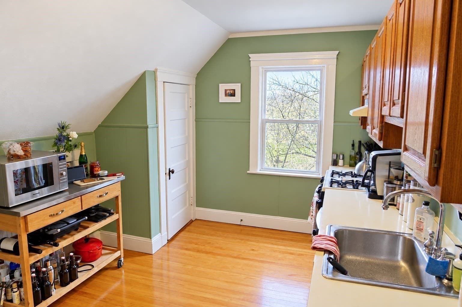 3 Family - 3 Units Up/Down at 40 Harvard St, Newton MA 02453, Newton, photo 26 of 42