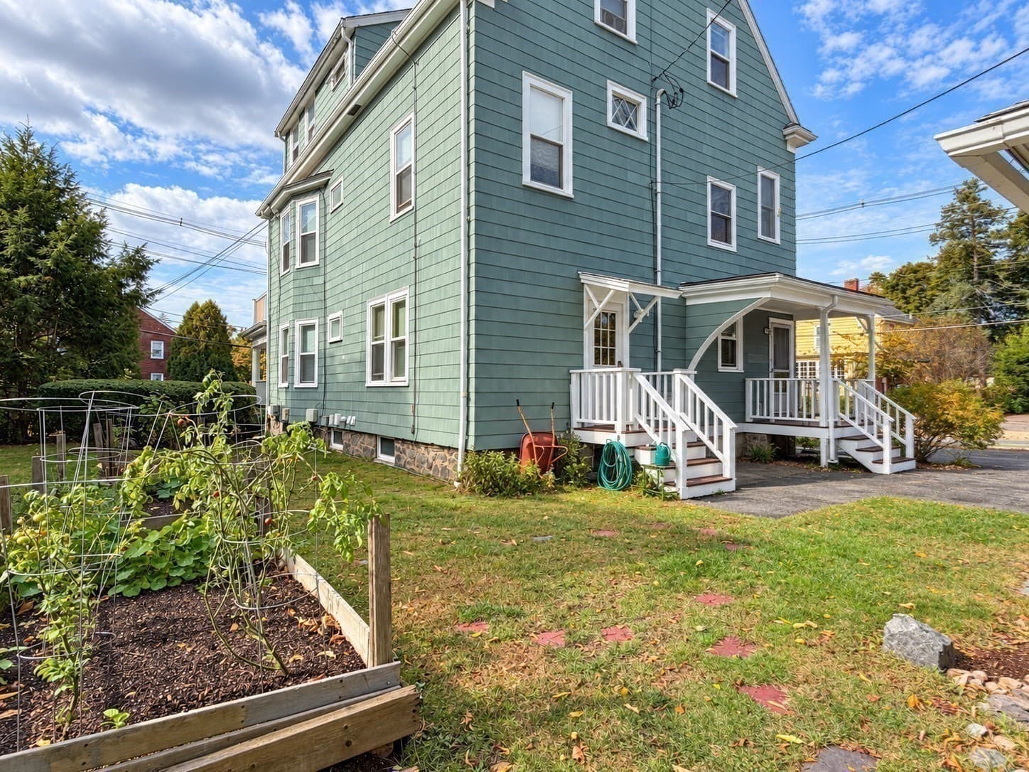 3 Family - 3 Units Up/Down at 40 Harvard St, Newton MA 02453, Newton, photo 39 of 42