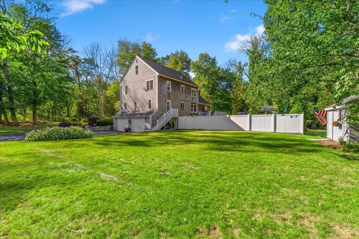 Single Family Residence at 4 Briggs Lane, Scituate MA 02066, Scituate, photo 10 of 39