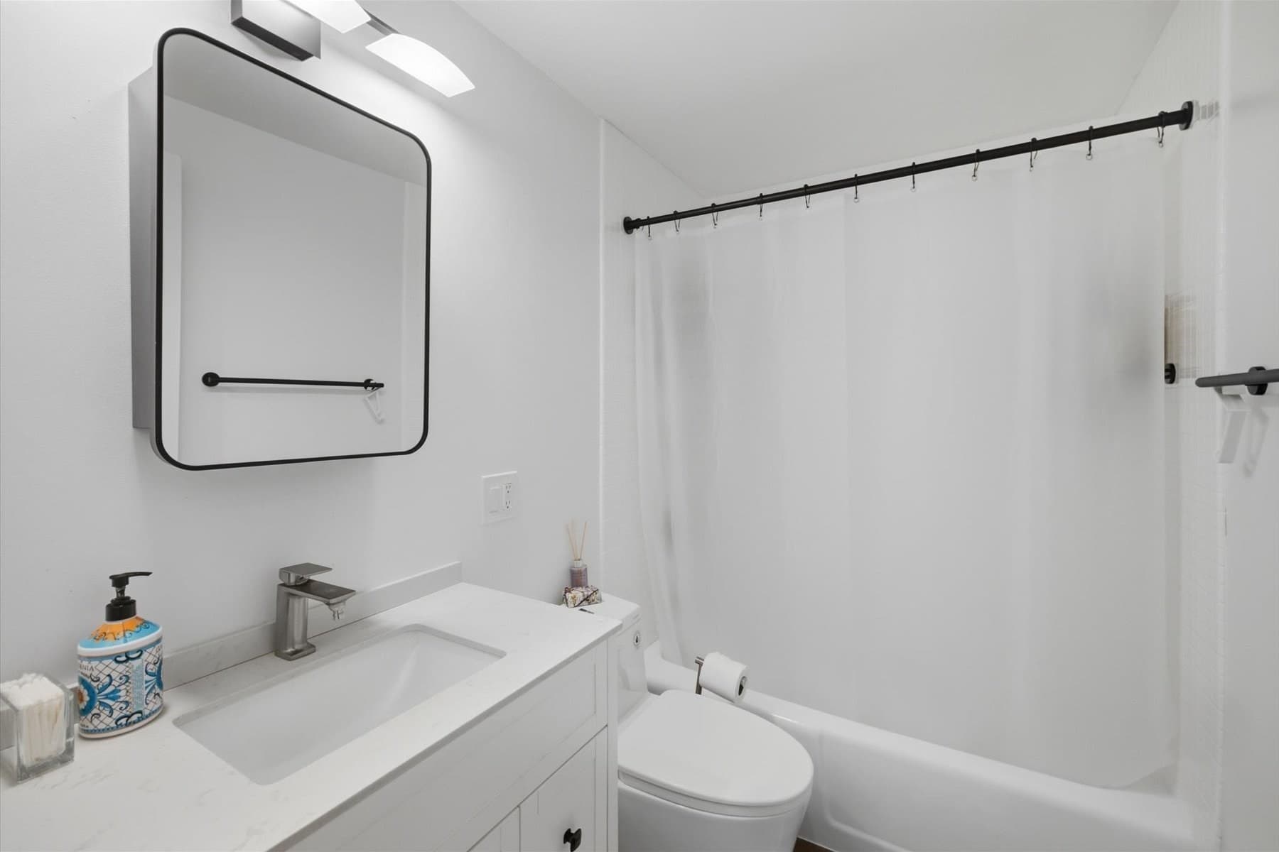 Condominium at 60 Longwood Ave # 1003, Brookline MA 02446, photo 6 of 24