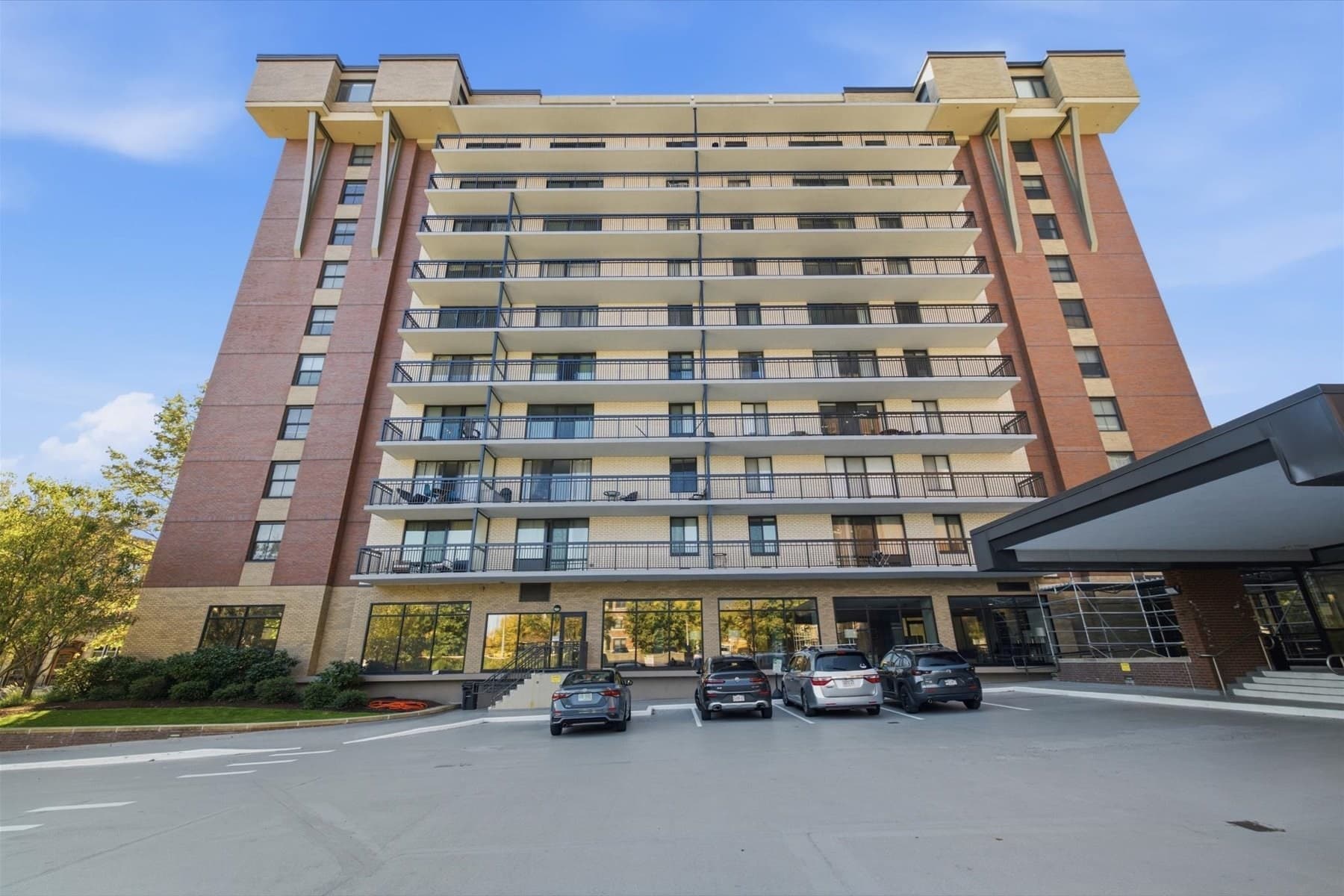 60 Longwood Ave # 1003, Brookline MA 02446