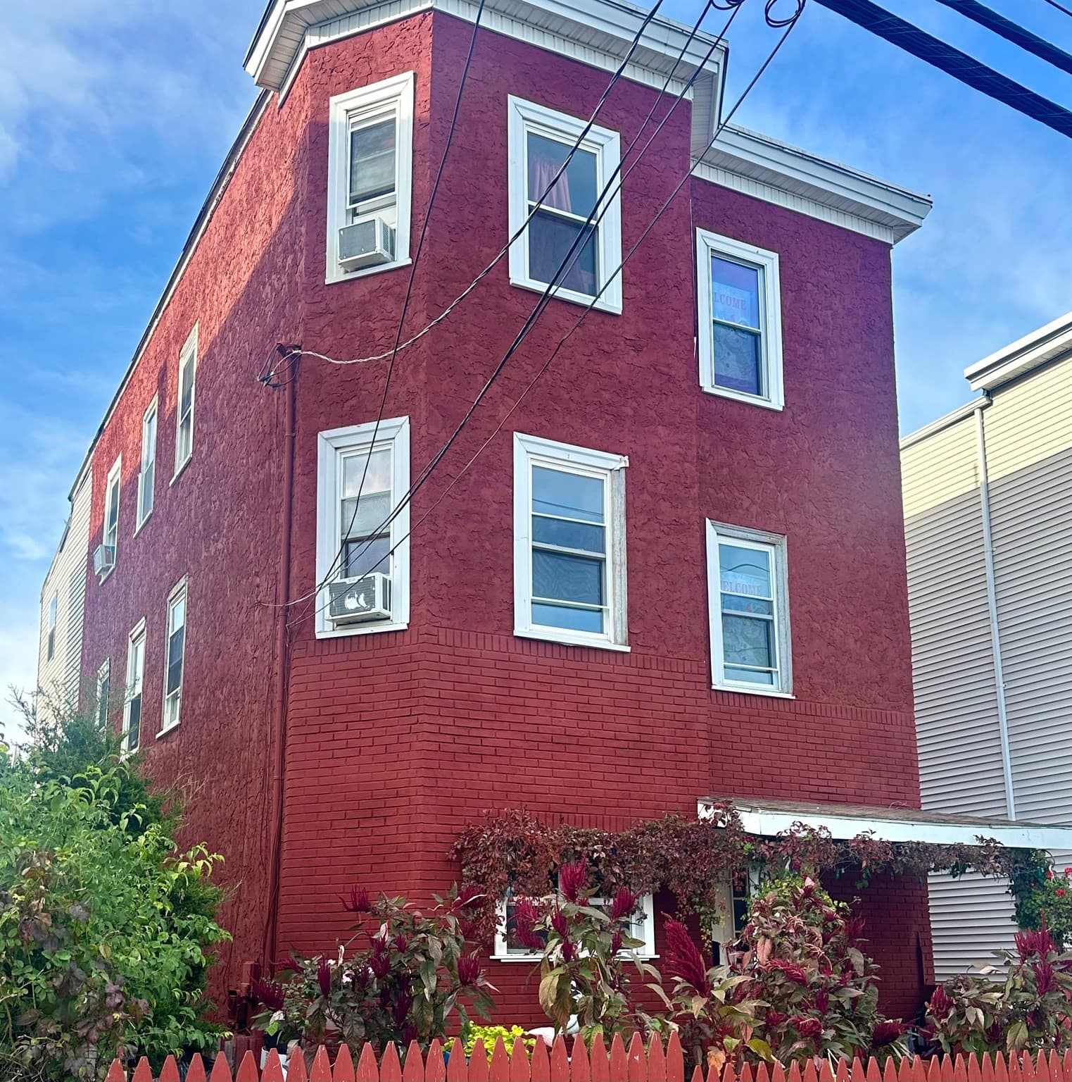 188 Clark Ave, Chelsea MA 02150