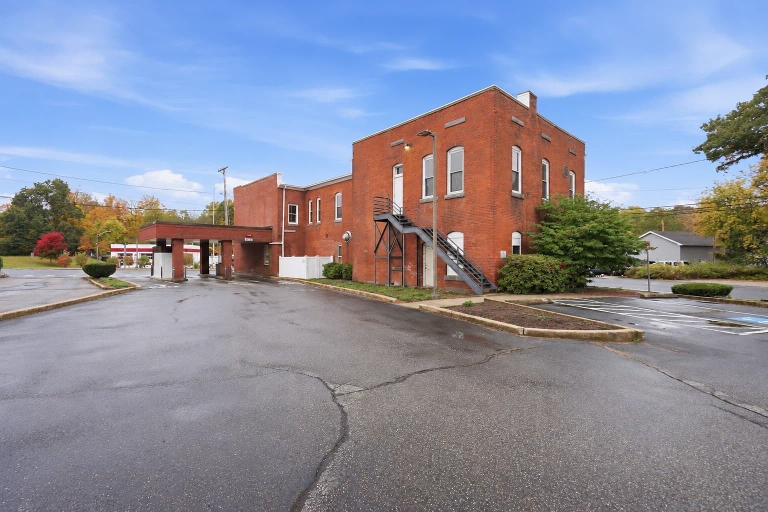 Commercial Sale at 968 Main St, Warren MA 01083, photo 2 of 42