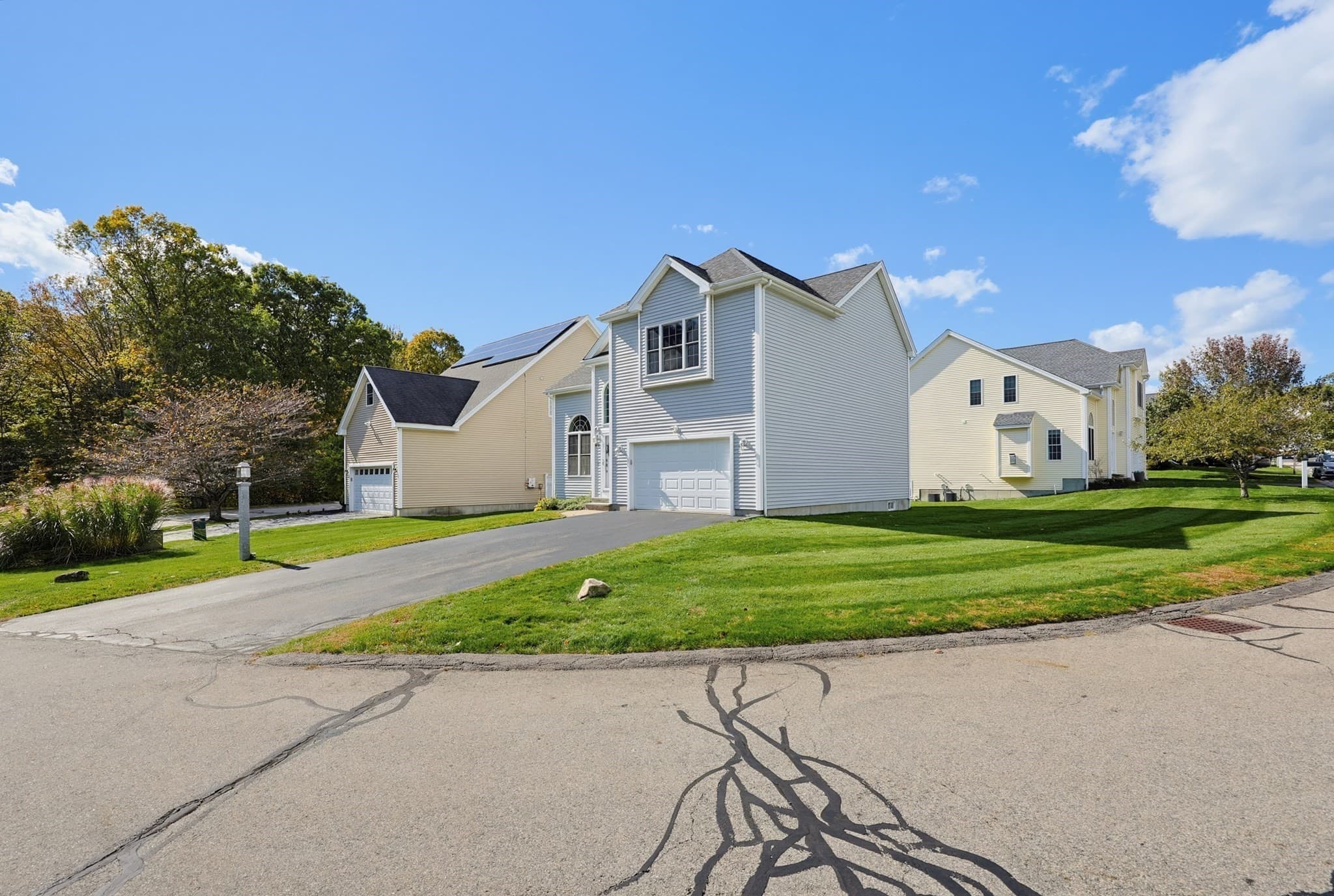 Condominium at 40 Zain Cir # 40, Milford MA 01757, Milford, photo 3 of 37