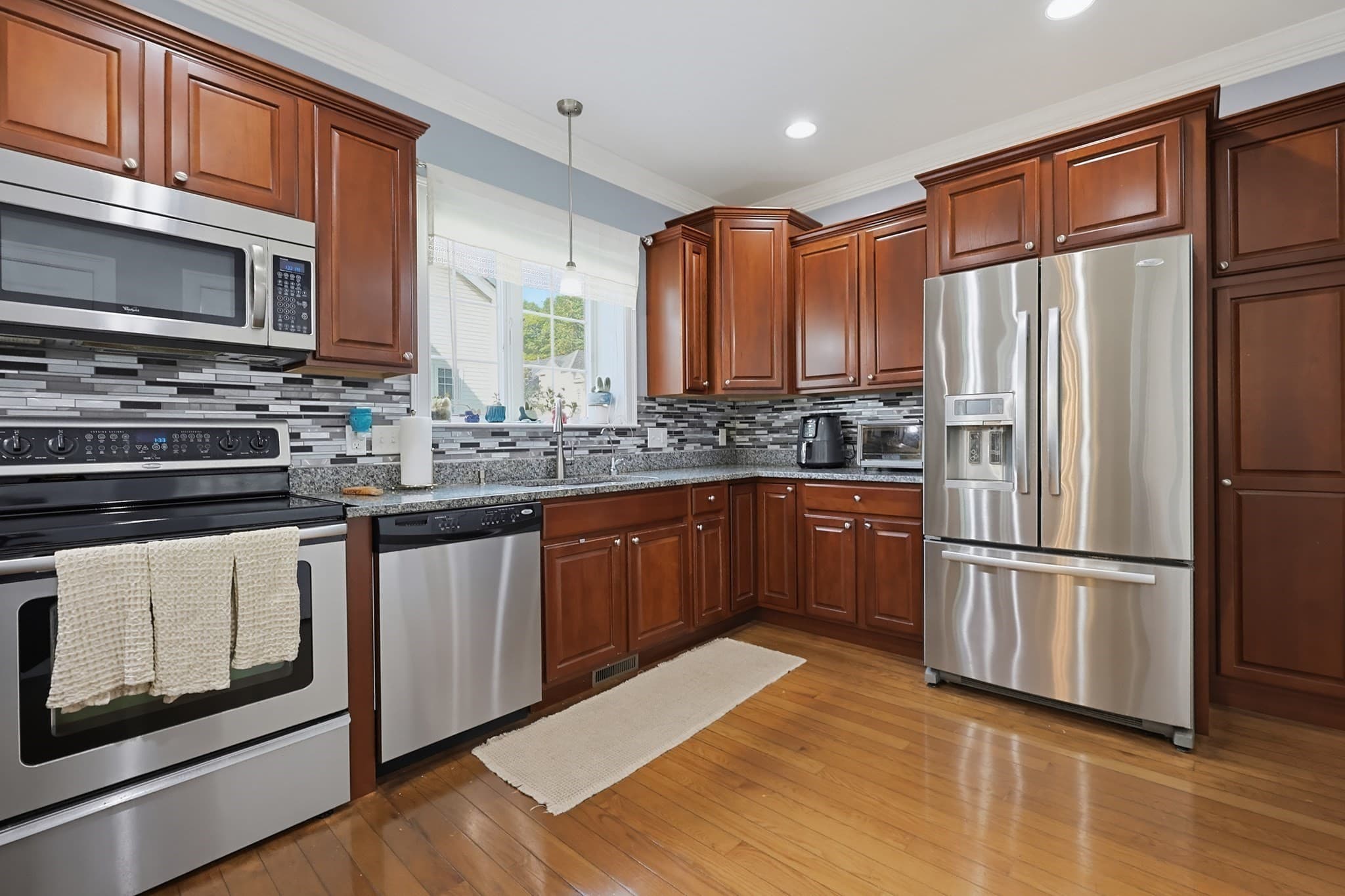 Condominium at 40 Zain Cir # 40, Milford MA 01757, Milford, photo 20 of 37