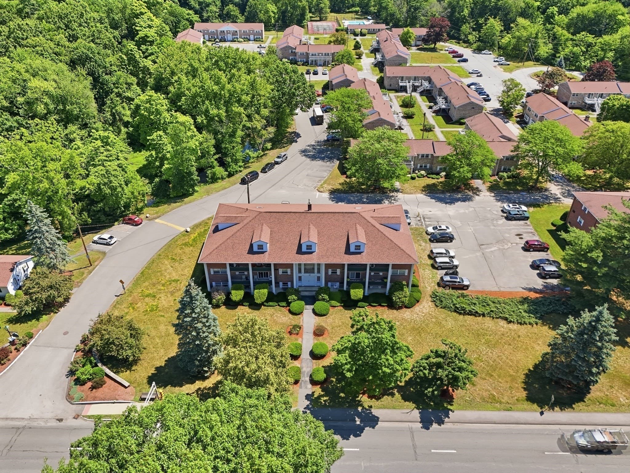 Condominium at 257 North Main St # 8, Andover MA 01810, photo 23 of 32