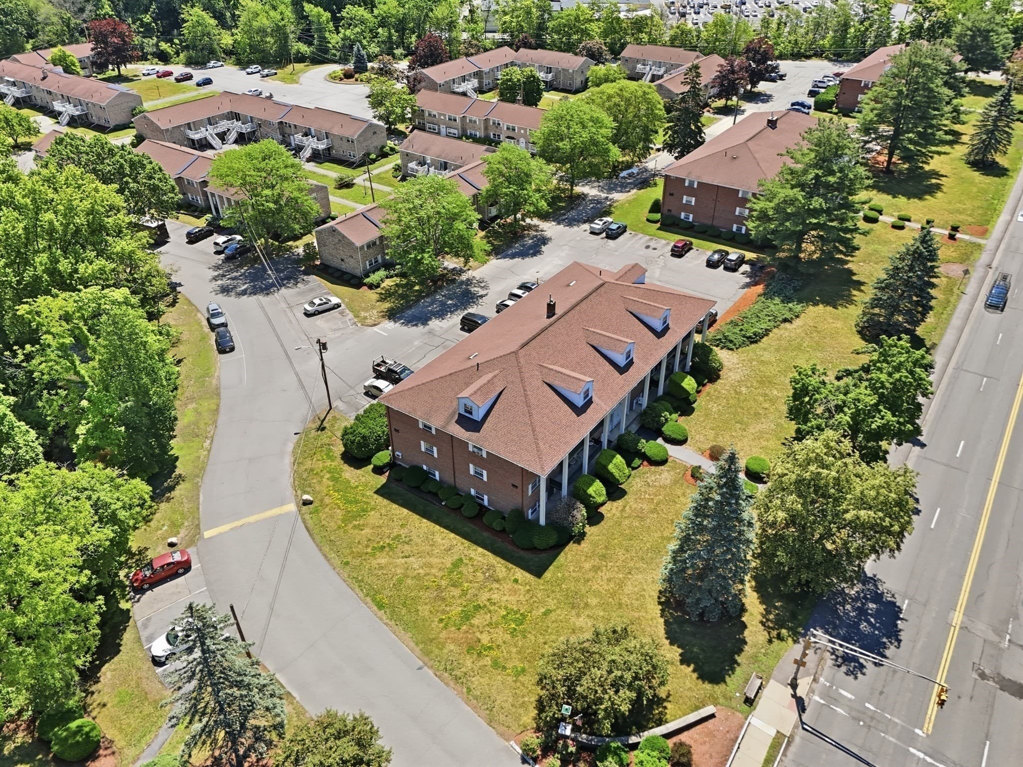 Condominium at 257 North Main St # 8, Andover MA 01810, photo 22 of 32